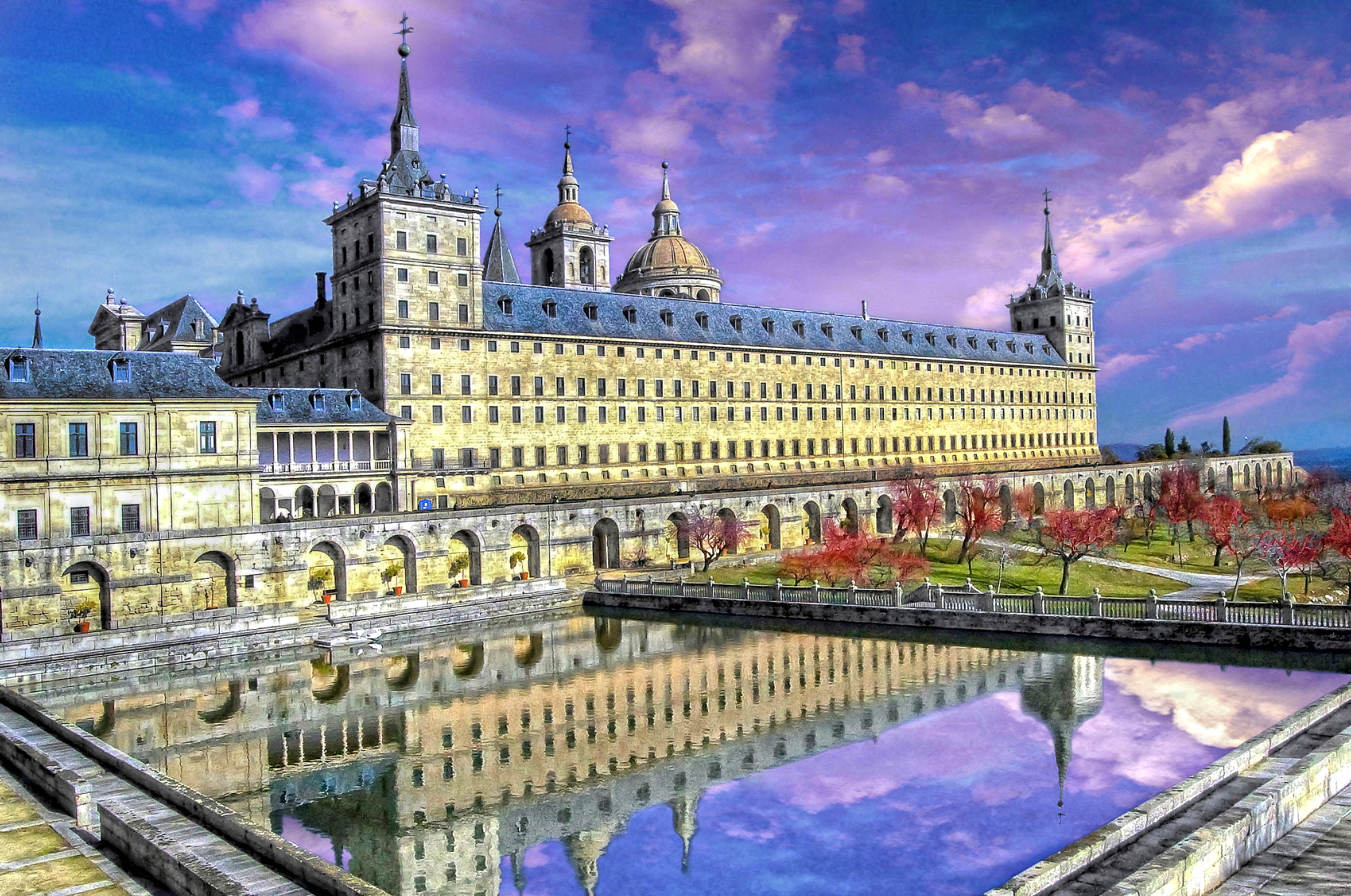 Download mobile wallpaper Building, Reflection, Spain, Palace, Man Made, Palaces for free.