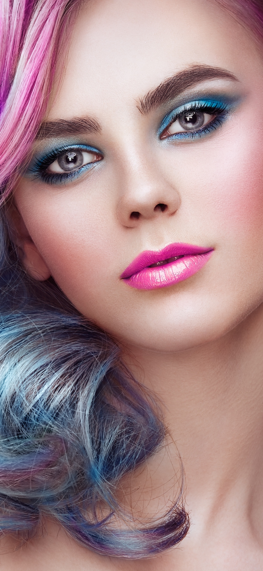 Handy-Wallpaper Gesicht, Modell, Frauen, Blaue Augen, Lippenstift kostenlos herunterladen.