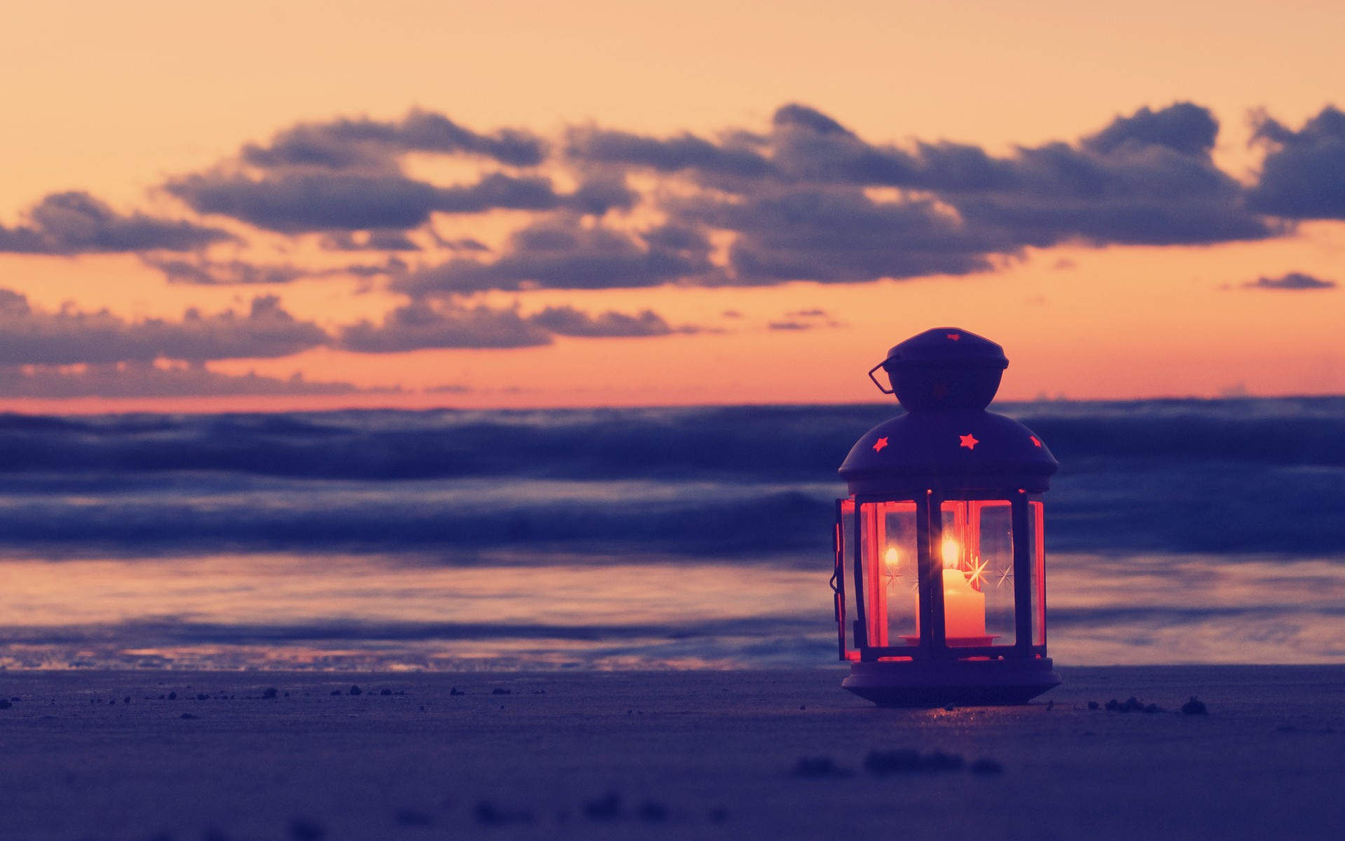 Free download wallpaper Lantern, Man Made on your PC desktop