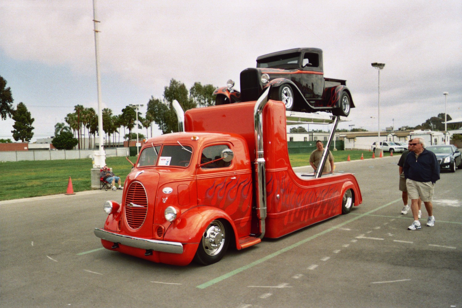 Завантажити шпалери Ford Coe на телефон безкоштовно