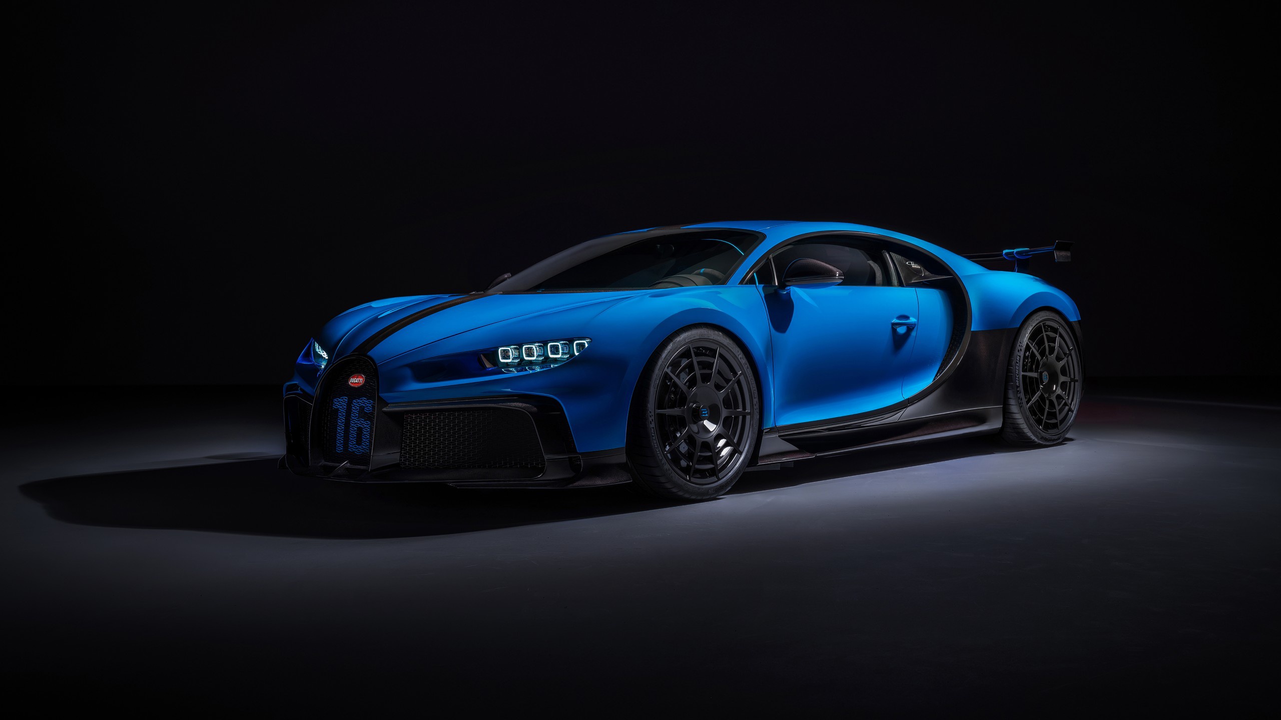 Laden Sie das Bugatti, Supersportwagen, Bugatti Chiron, Fahrzeuge-Bild kostenlos auf Ihren PC-Desktop herunter