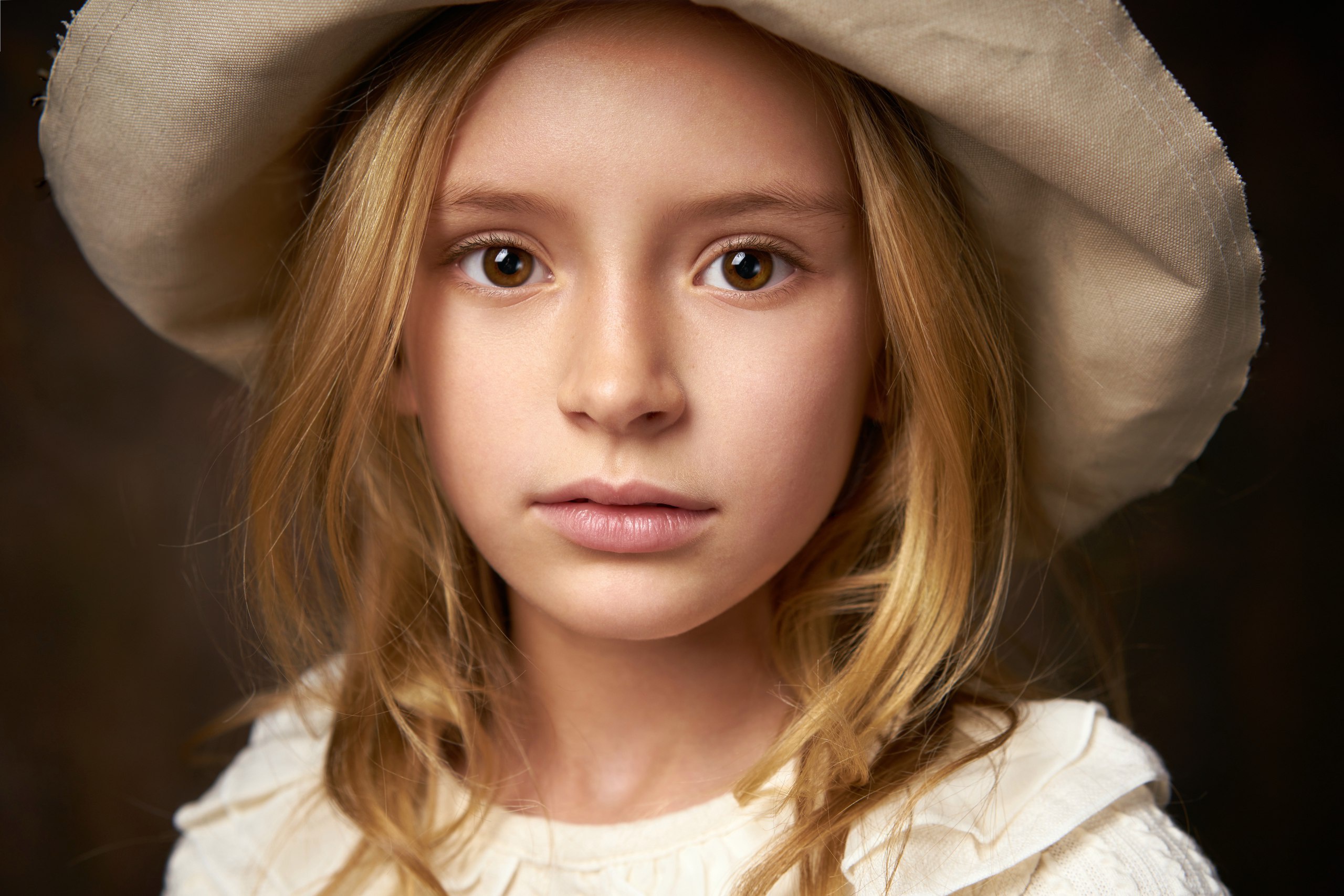 Download mobile wallpaper Child, Face, Hat, Photography, Brown Eyes for free.