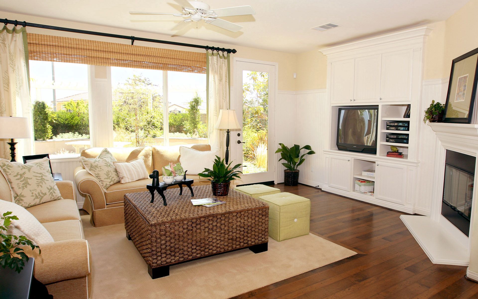 room, living room, miscellaneous, miscellanea, sofa, furniture, television, television set, cabinets Full HD