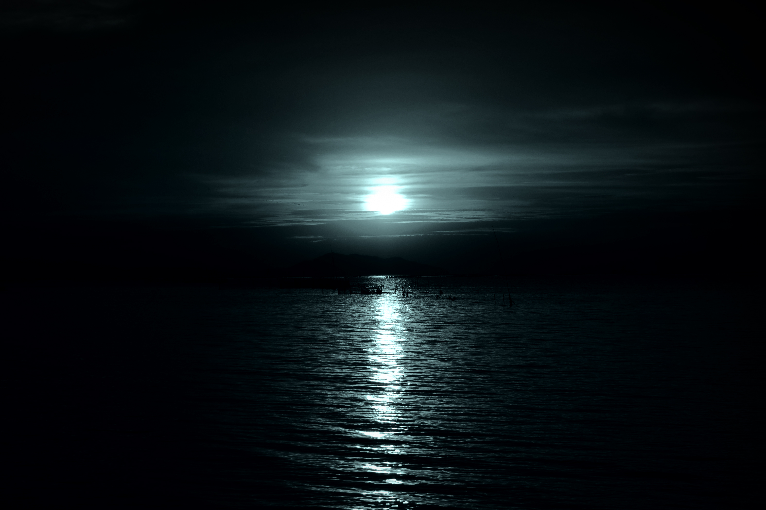Download mobile wallpaper Sea, Night, Photography, Seascape for free.