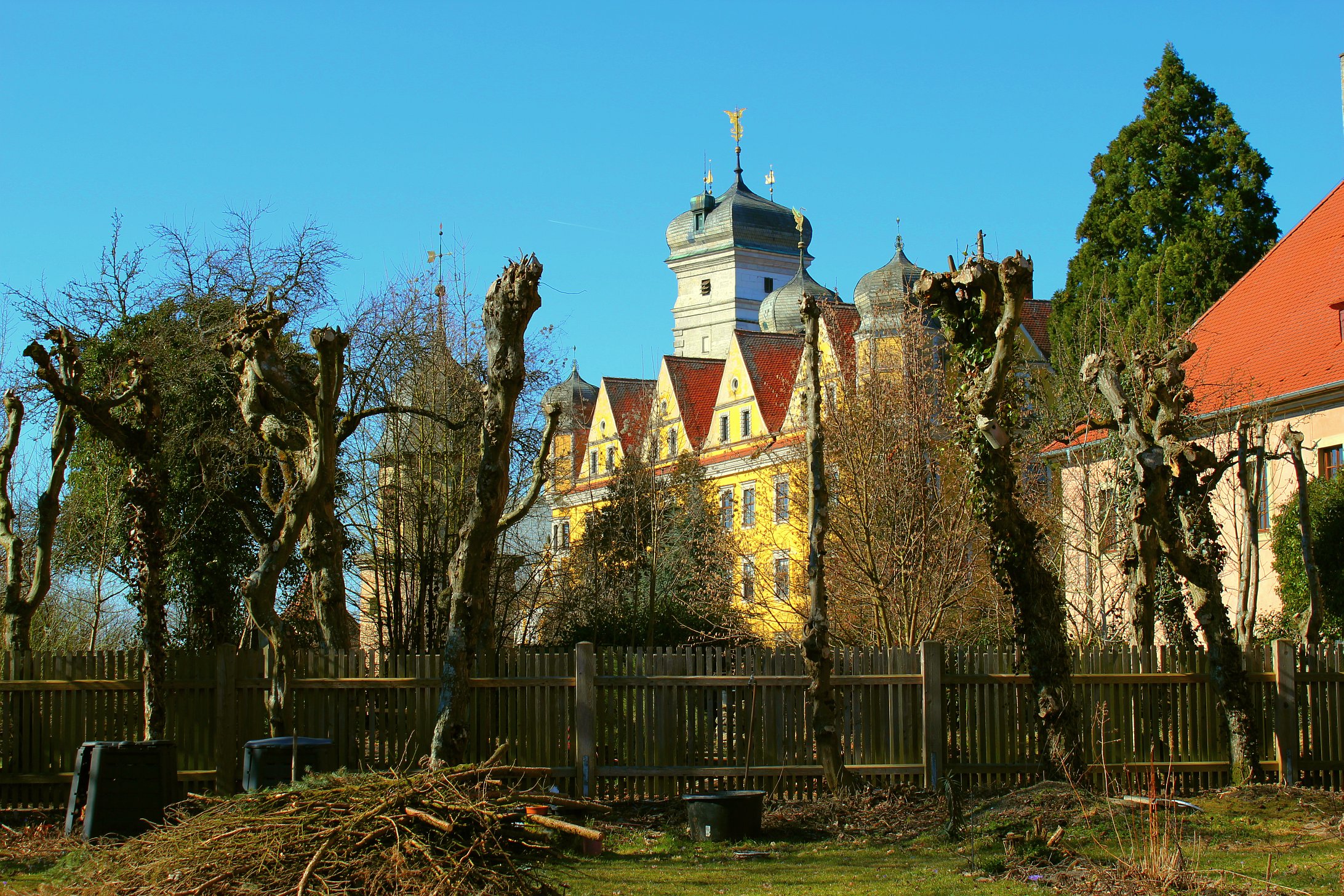 Handy-Wallpaper Menschengemacht, Schloss kostenlos herunterladen.