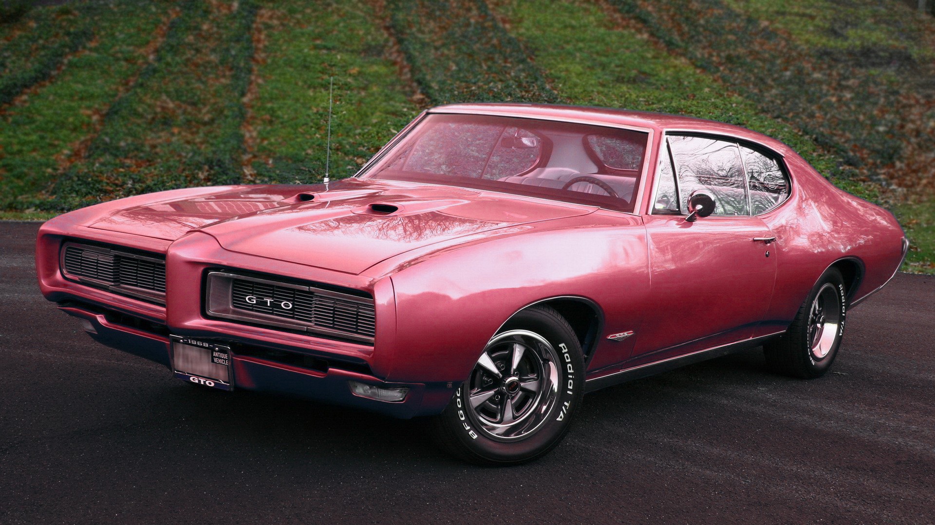 Download mobile wallpaper Pontiac, Vehicles for free.