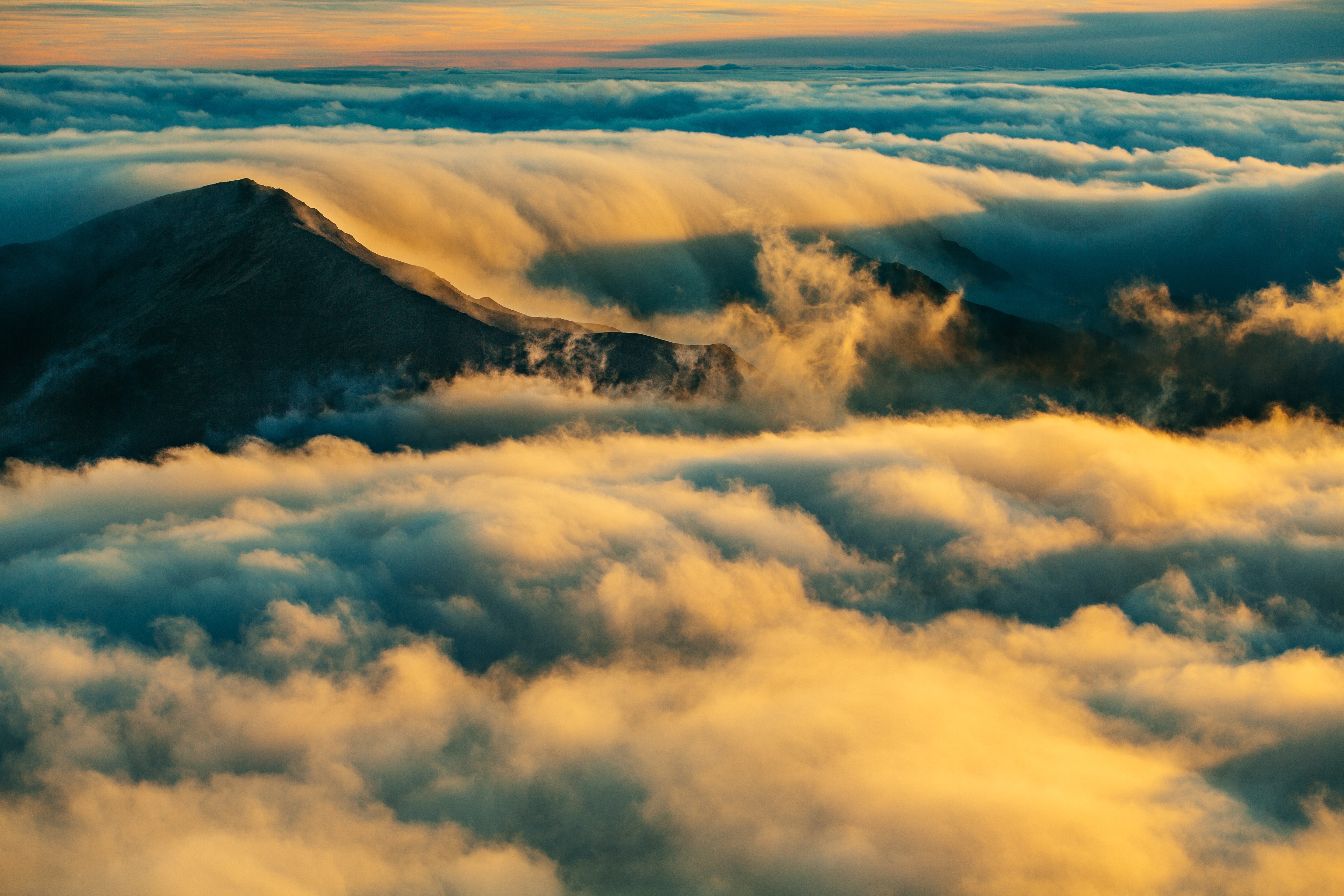 Free download wallpaper Clouds, Mountain, Top, United States, Haleakala, Nature, Usa, Vertex on your PC desktop