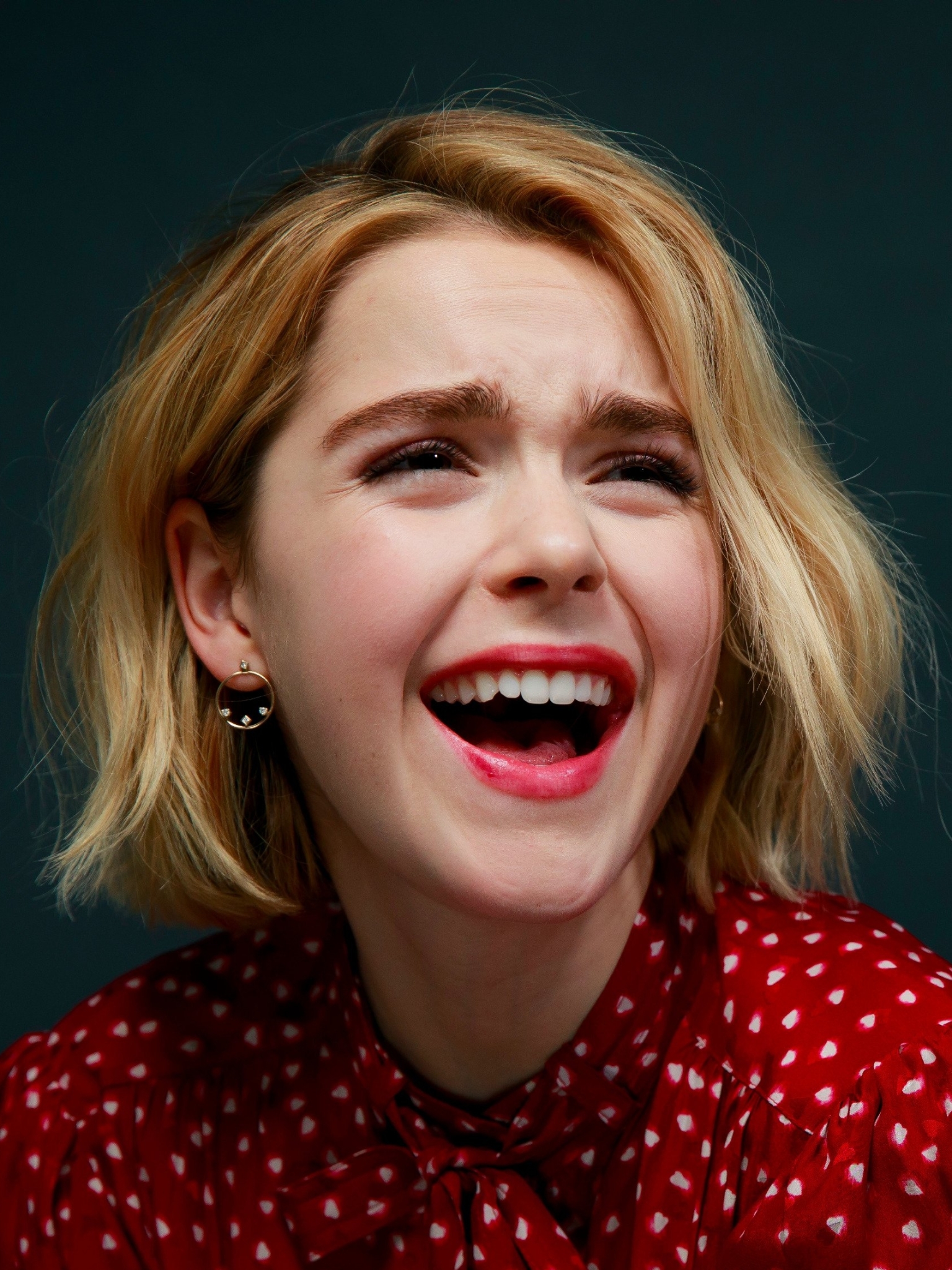 Baixar papel de parede para celular de Celebridade, Kiernan Shipka gratuito.