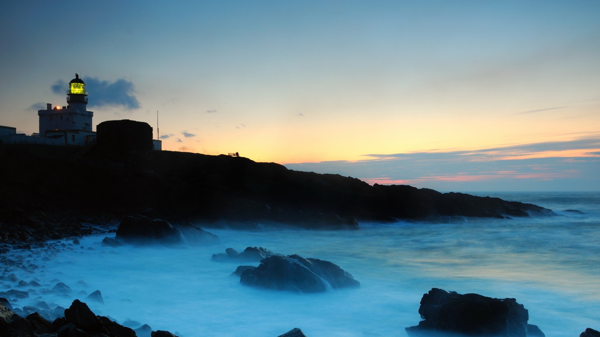 Baixar papel de parede para celular de Mar, Horizonte, Oceano, Farol, Feito Pelo Homem gratuito.