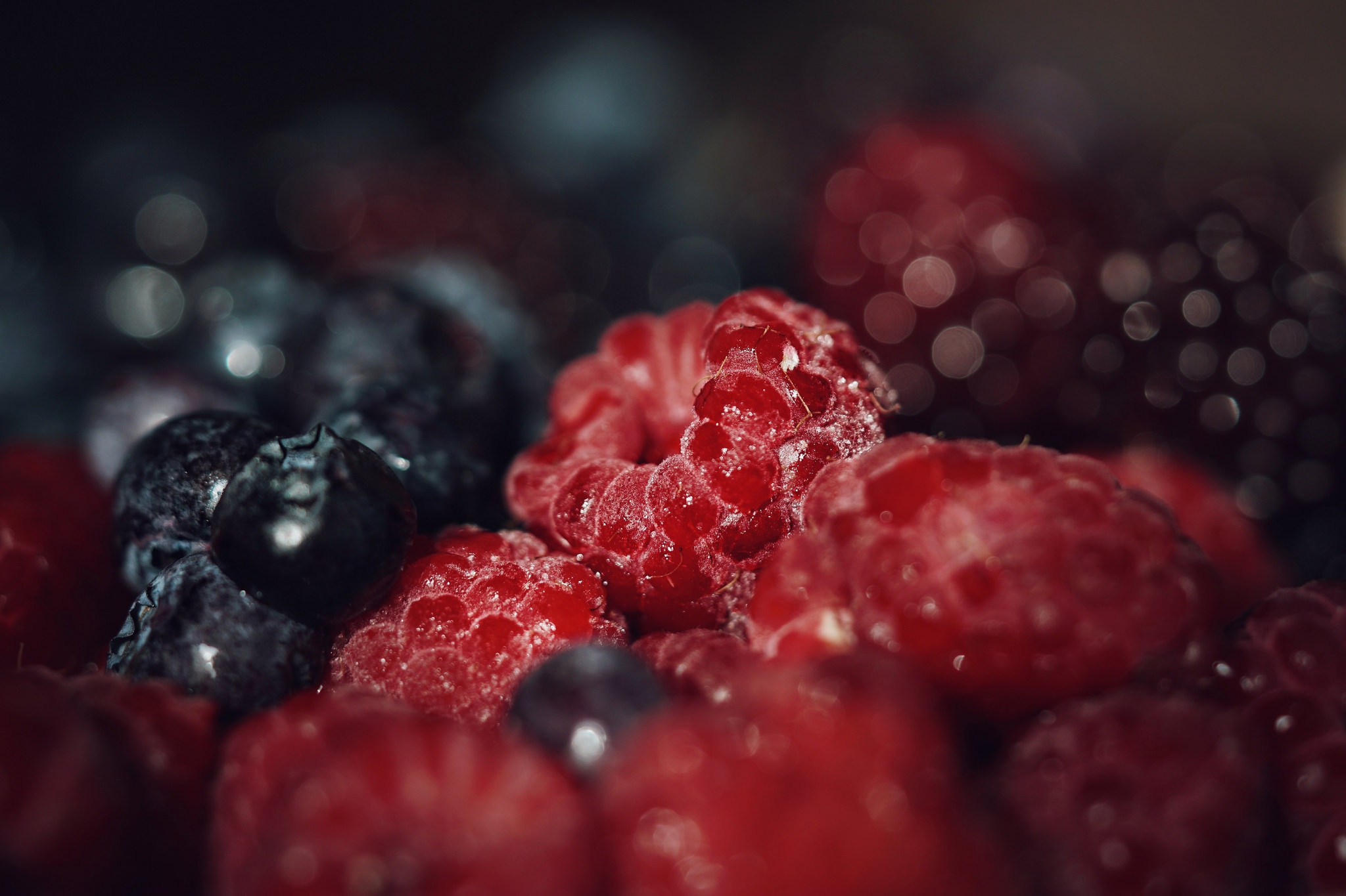 Download mobile wallpaper Food, Blueberry, Raspberry, Macro, Berry, Fruit for free.