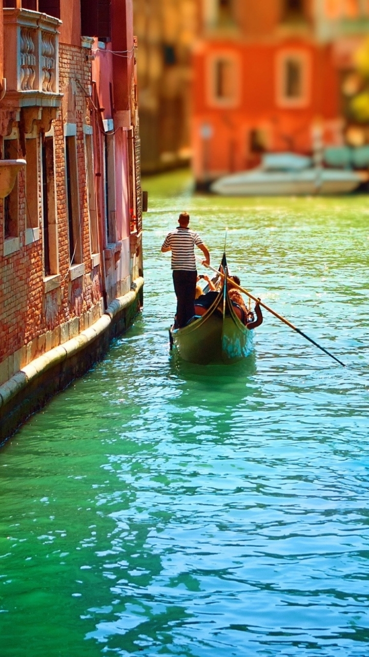 Download mobile wallpaper Cities, Water, Italy, Venice, Gondola, Man Made, Canal for free.