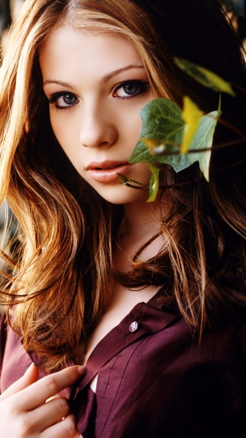 Descarga gratuita de fondo de pantalla para móvil de Michelle Trachtenberg, Celebridades.