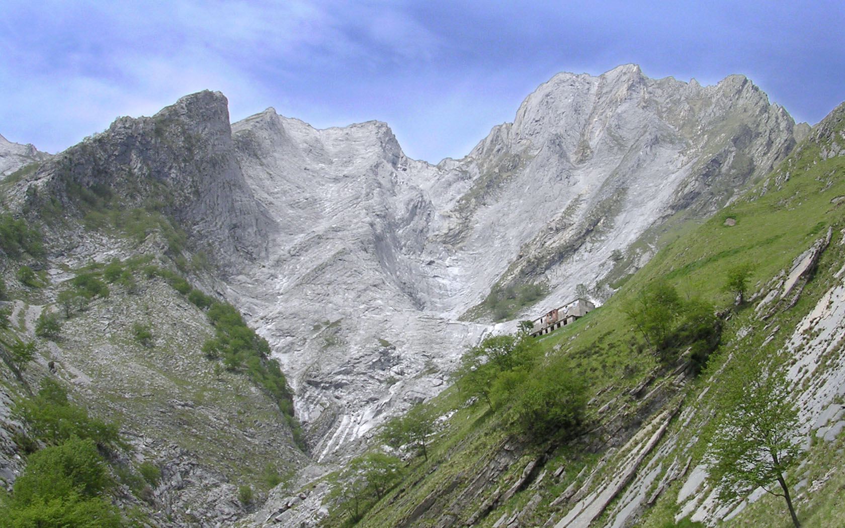 Free download wallpaper Mountains, Mountain, Earth on your PC desktop