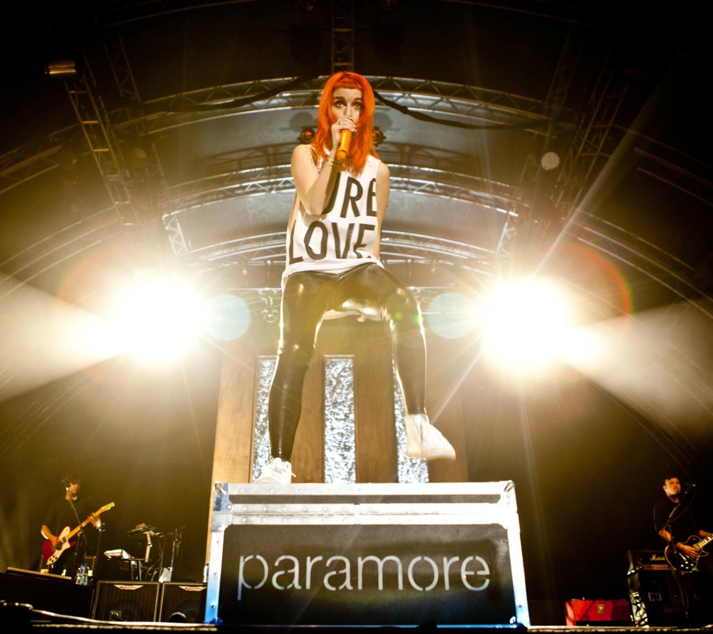 Free download wallpaper Music, Paramore on your PC desktop