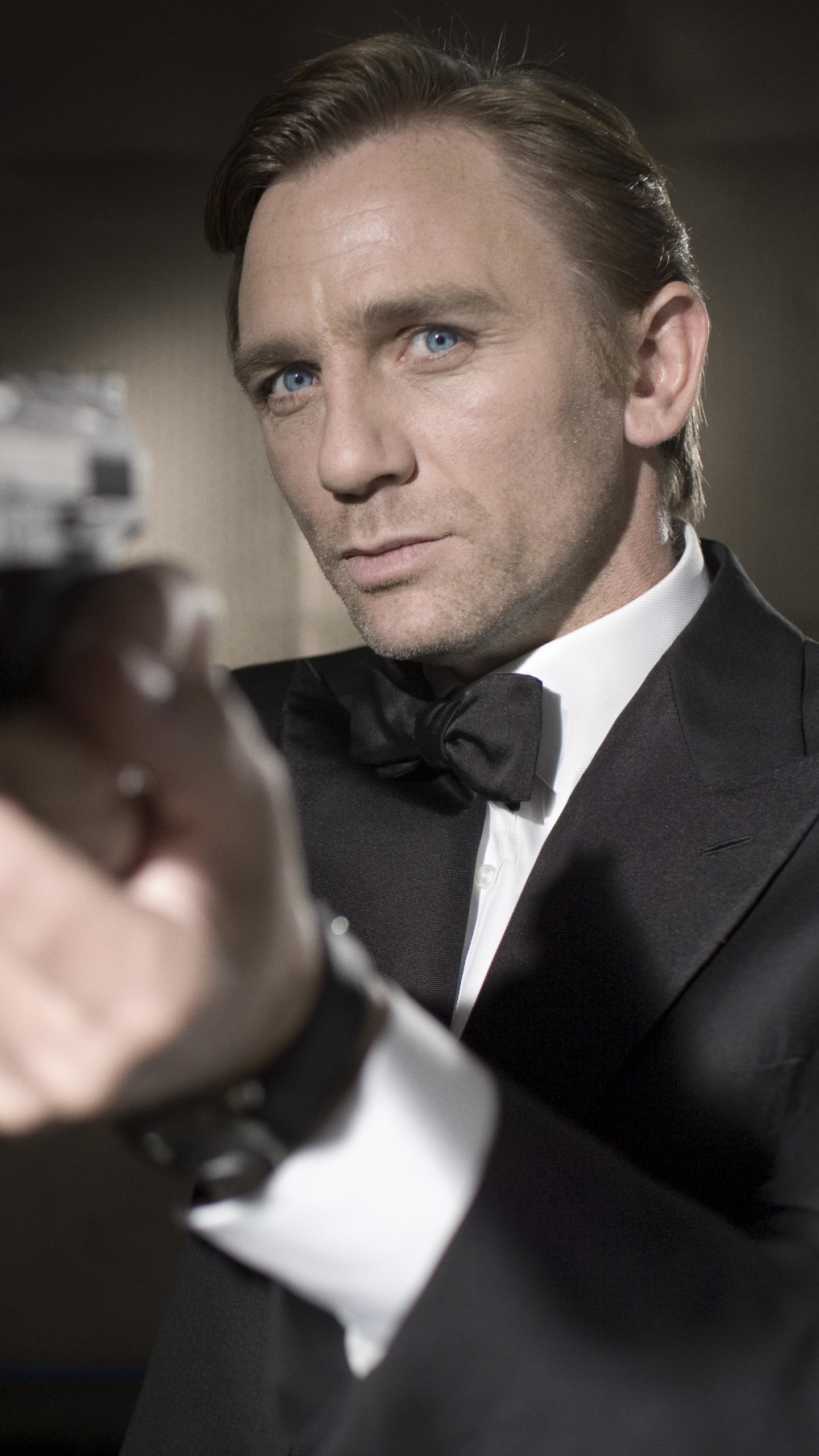 1106589 baixar papel de parede filme, 007: cassino royale, daniel craig, james bond - protetores de tela e imagens gratuitamente