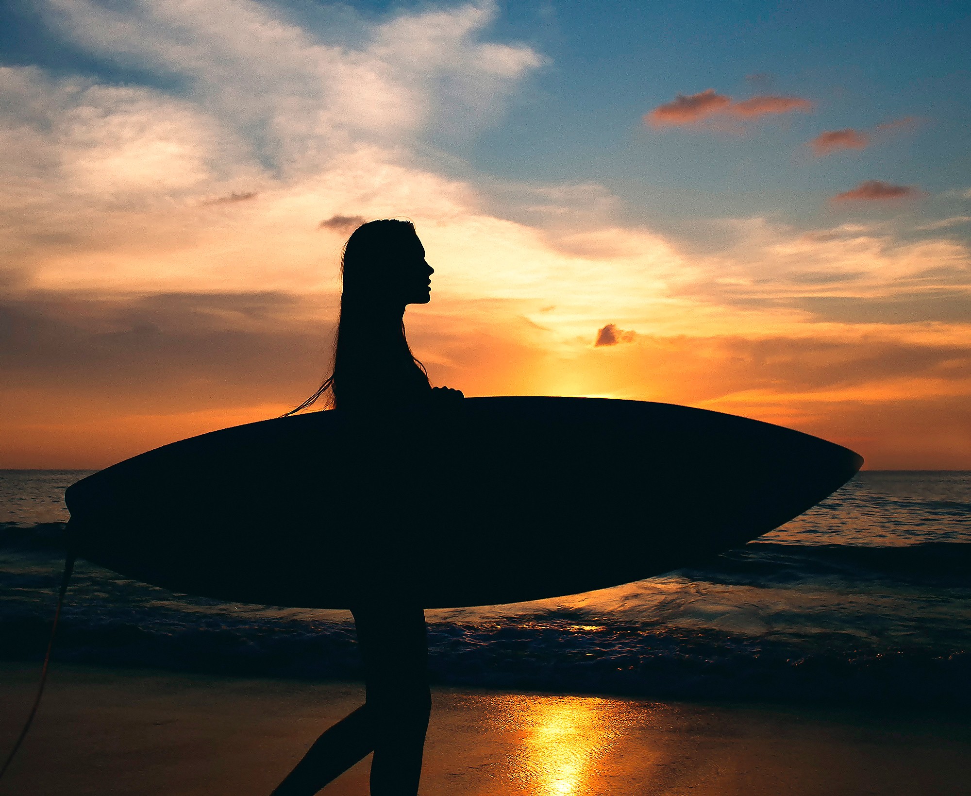 Download mobile wallpaper Sports, Sea, Sunrise, Surfing for free.
