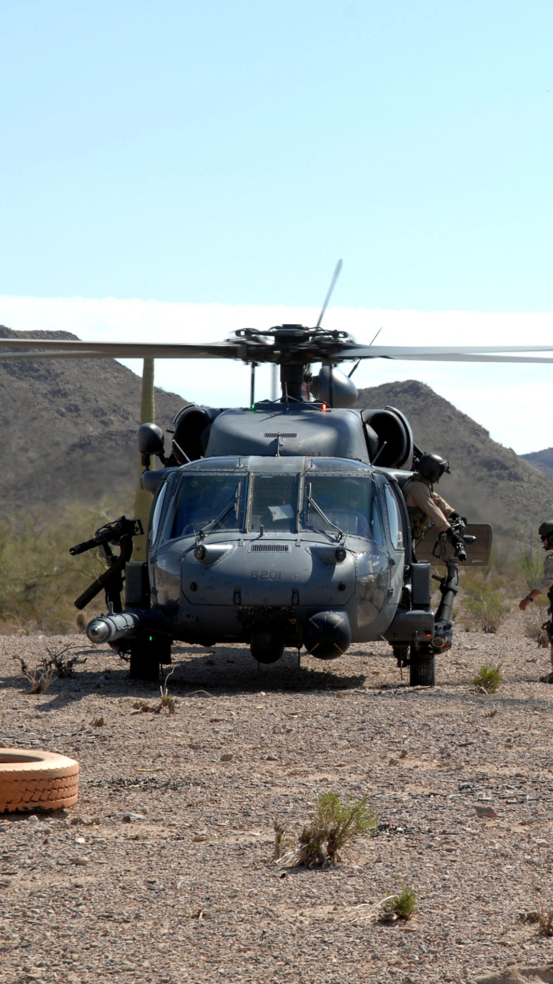 Скачати мобільні шпалери Військовий, Sikorsky Hh 60 Pave Hawk, Військові Вертольоти безкоштовно.