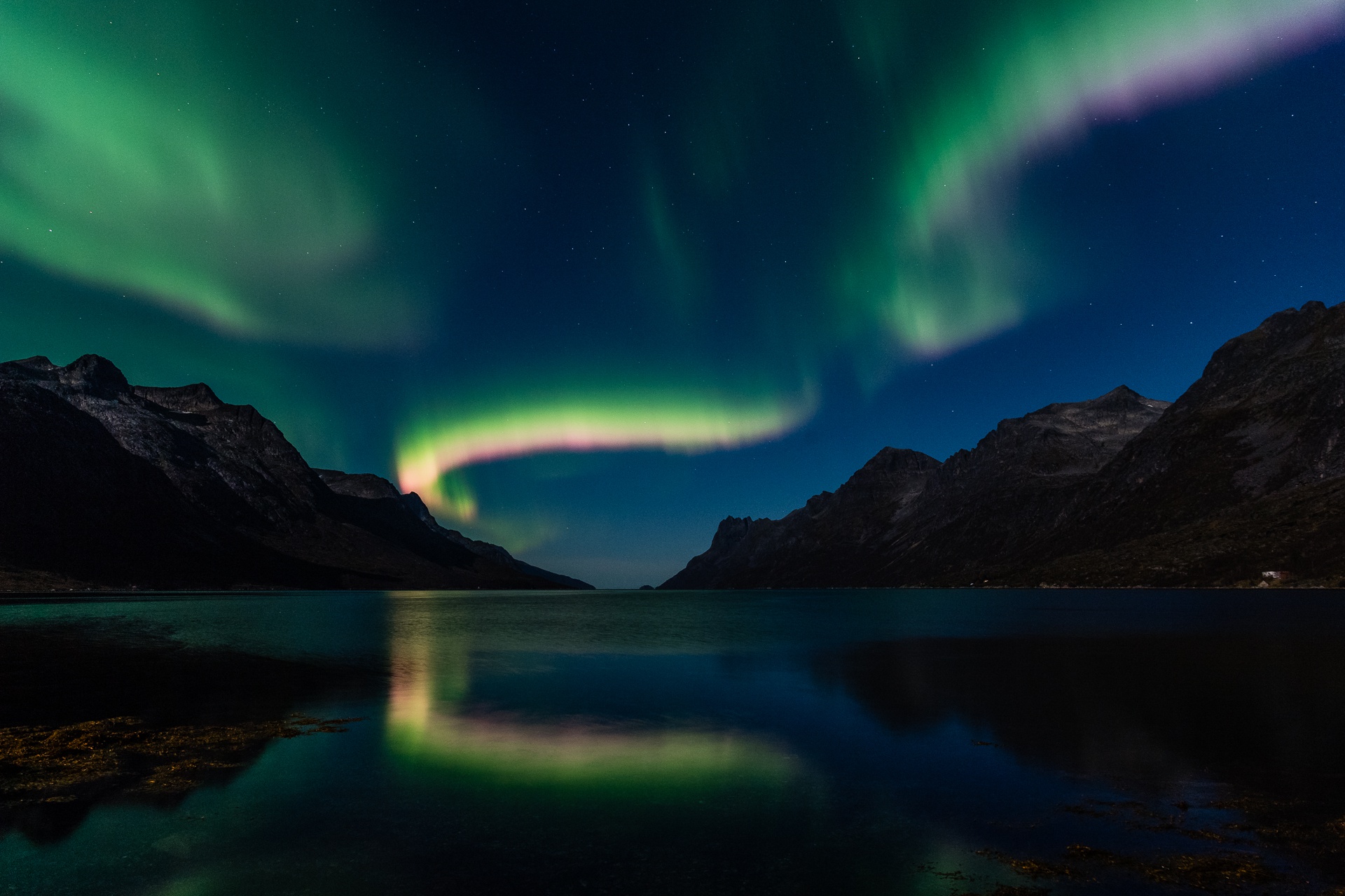 Laden Sie das Natur, See, Licht, Gebirge, Nacht, Himmel, Erde/natur, Spiegelung, Nordlicht-Bild kostenlos auf Ihren PC-Desktop herunter