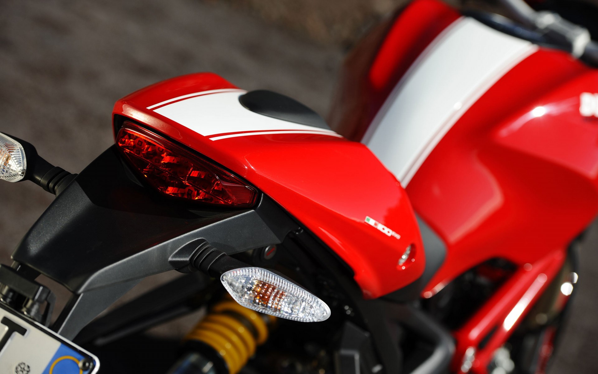 Descarga gratis la imagen Motocicletas, Ducati, Vehículos en el escritorio de tu PC