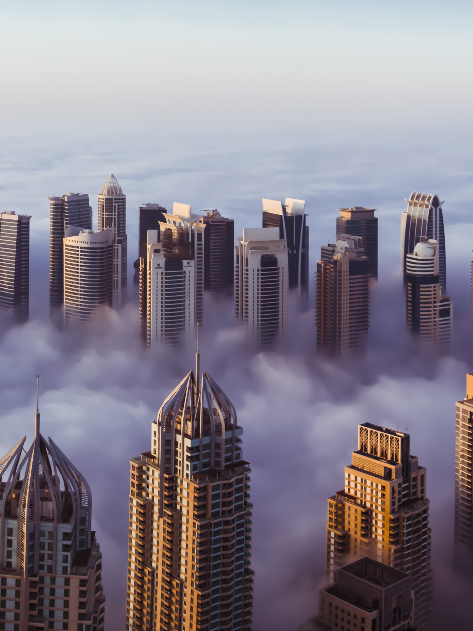 1177361 Hintergrundbild herunterladen menschengemacht, dubai, vereinigte arabische emirate, sheikh zayed avenue, nebel, morgen, panorama, wolke, städte - Bildschirmschoner und Bilder kostenlos