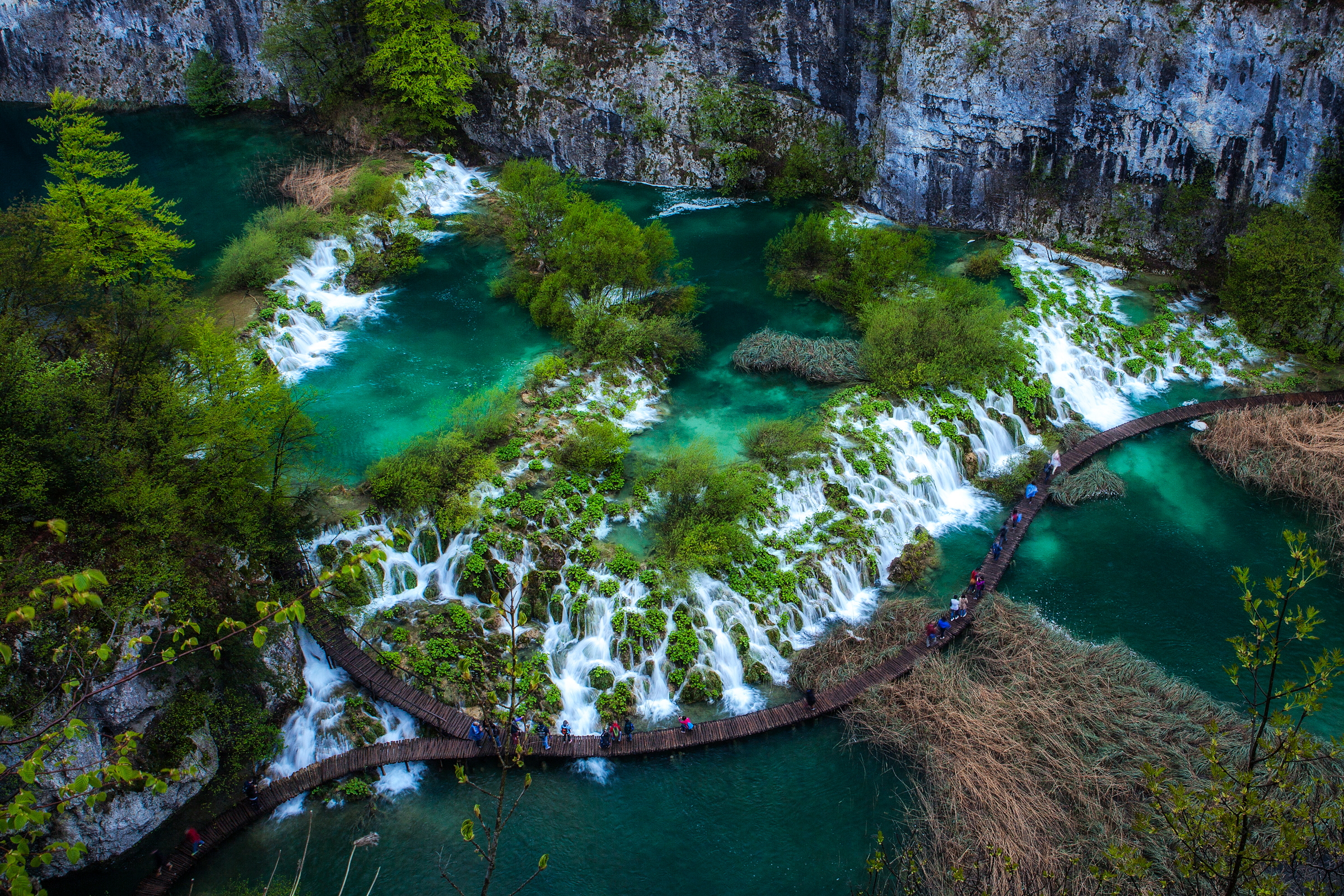 Скачать обои Национальный Парк Плитвицкое Озеро на телефон бесплатно