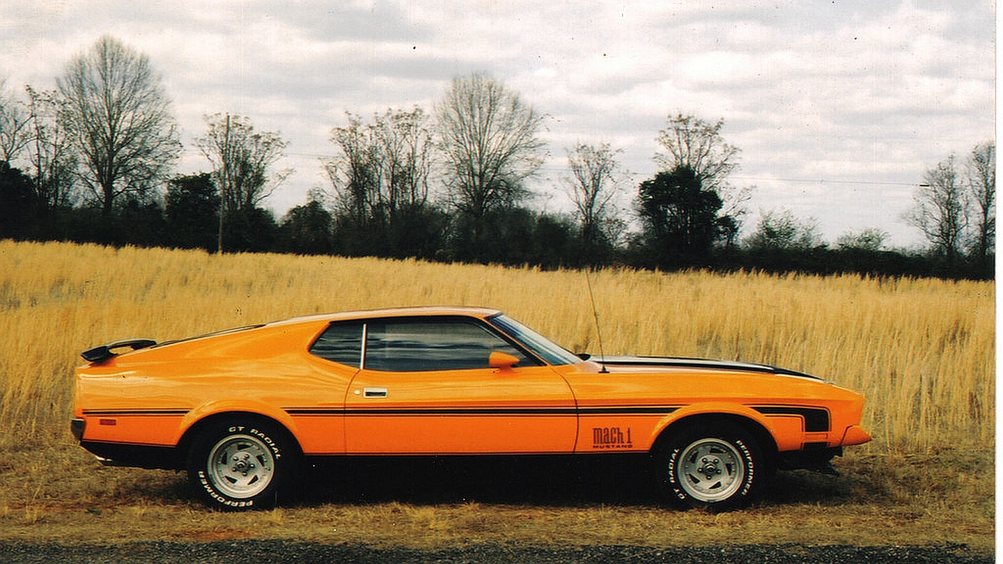 Завантажити шпалери 1972 Ford Mustang Mach 1 на телефон безкоштовно