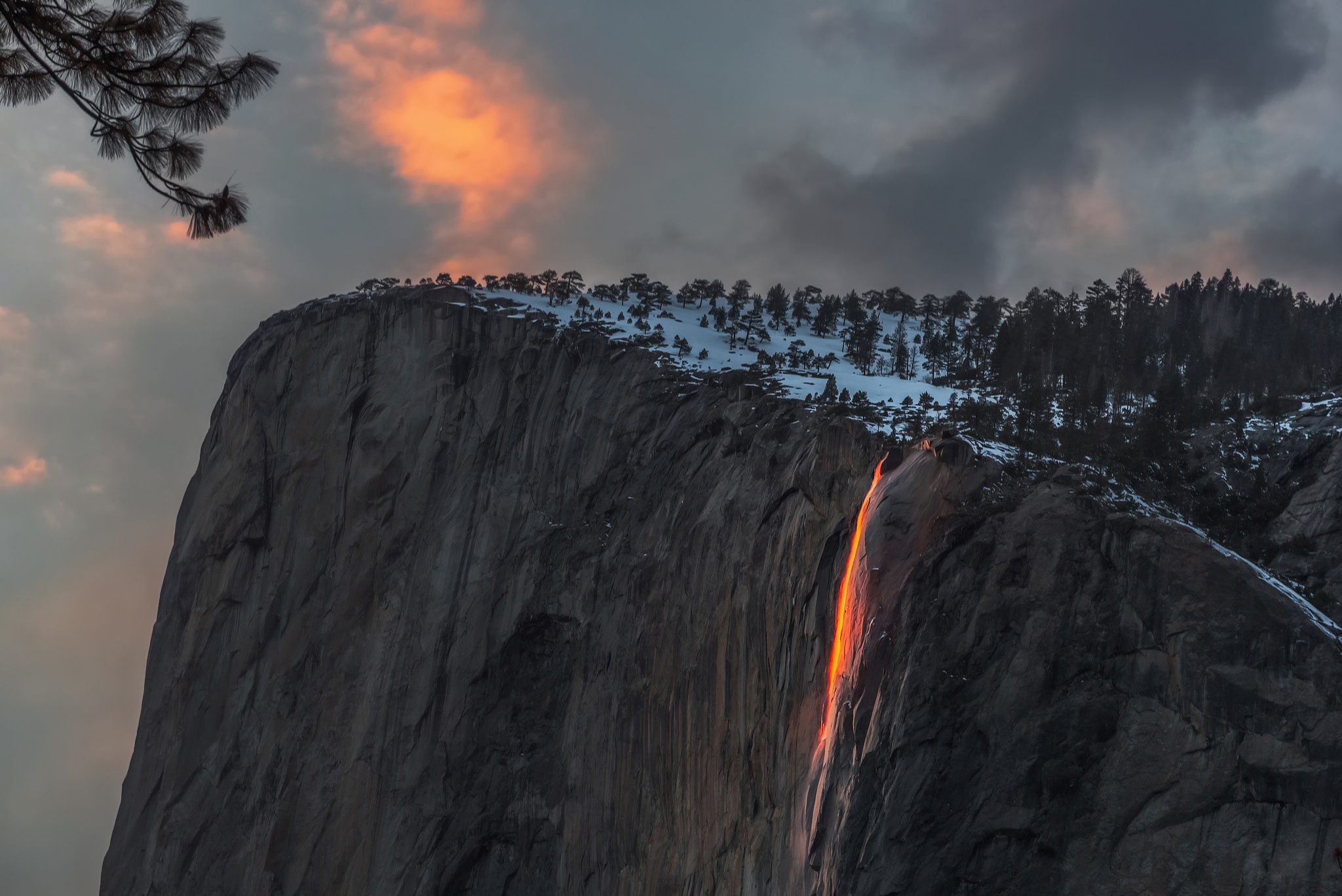 Free download wallpaper Nature, Waterfall, Earth, Cliff on your PC desktop