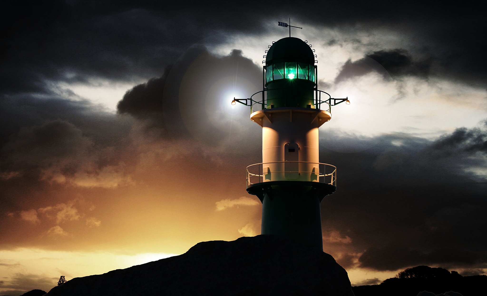 Download mobile wallpaper Night, Building, Lighthouse, Man Made for free.