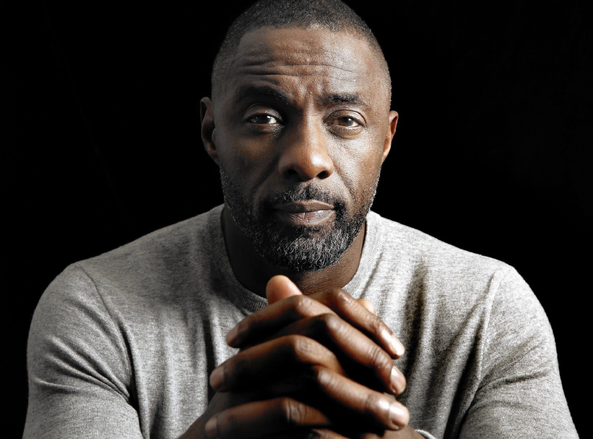 Download mobile wallpaper Beard, Celebrity, Brown Eyes, Actor, Idris Elba for free.