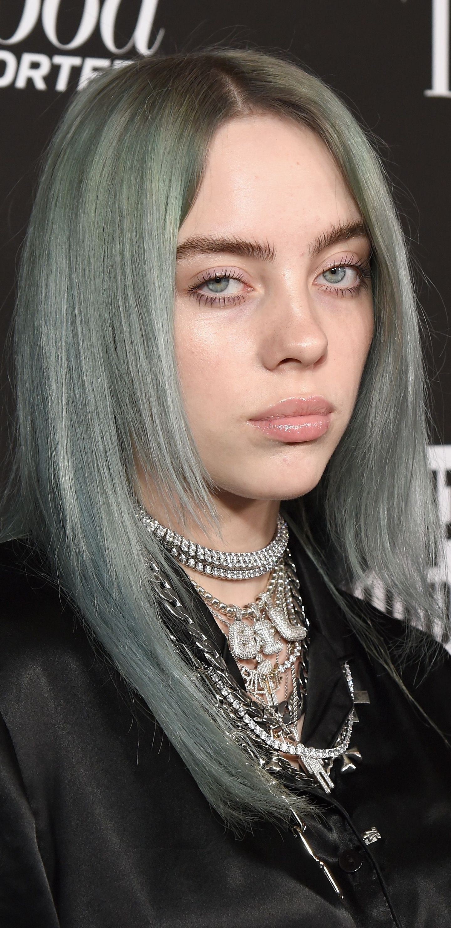 Download mobile wallpaper Music, Singer, Blue Eyes, American, Necklace, Billie Eilish for free.