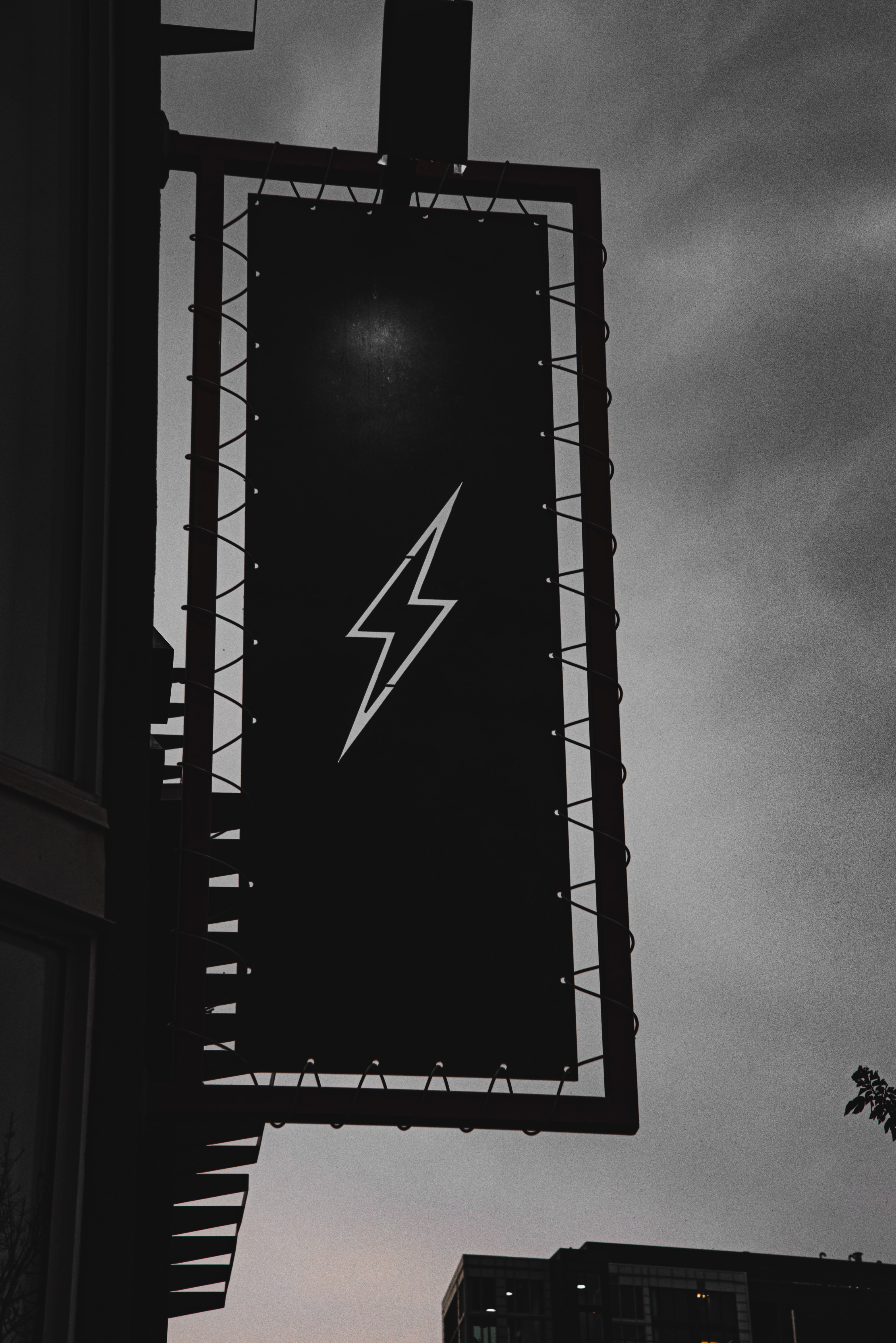 lightning, signboard, miscellanea, miscellaneous, bw, chb, sign 5K
