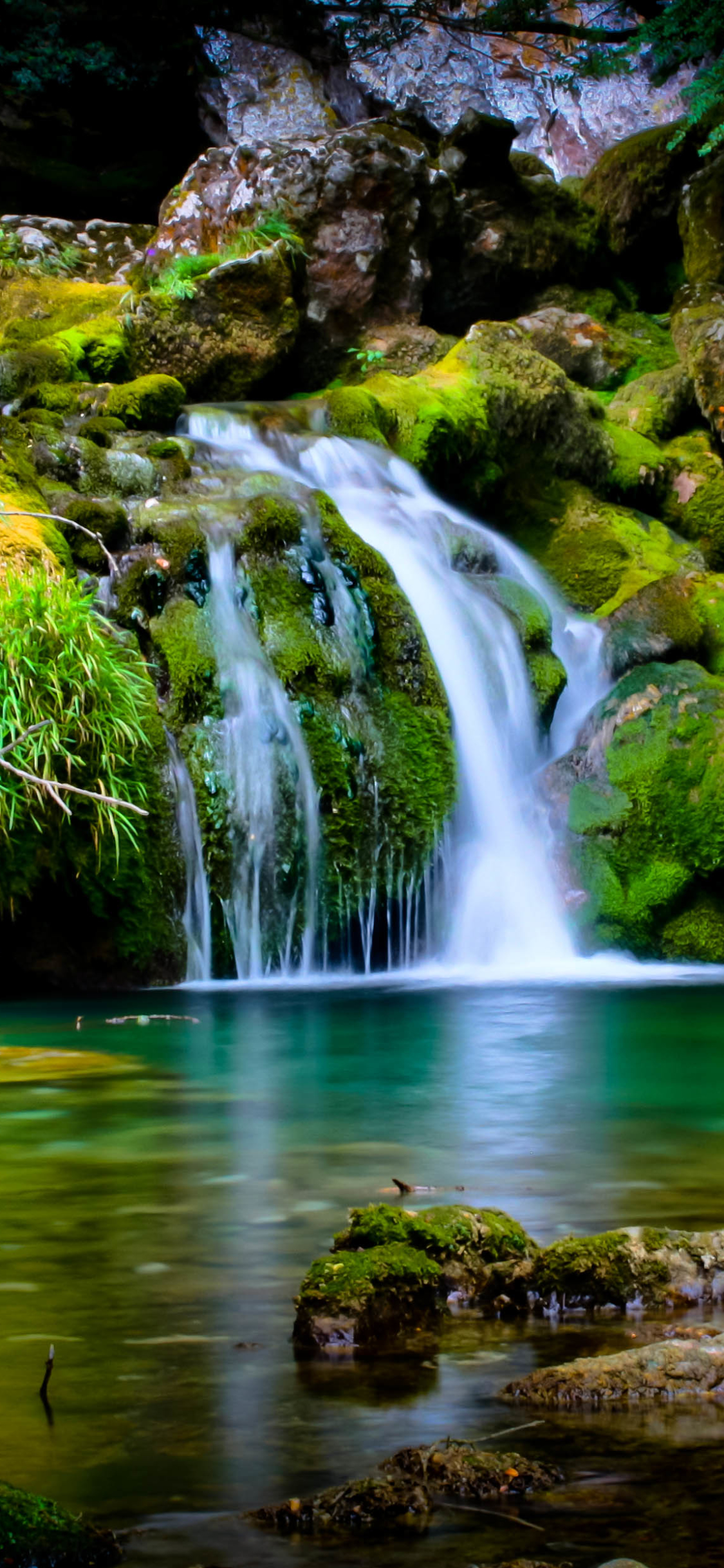 Handy-Wallpaper Wasserfälle, Wasserfall, Frankreich, Erde/natur kostenlos herunterladen.