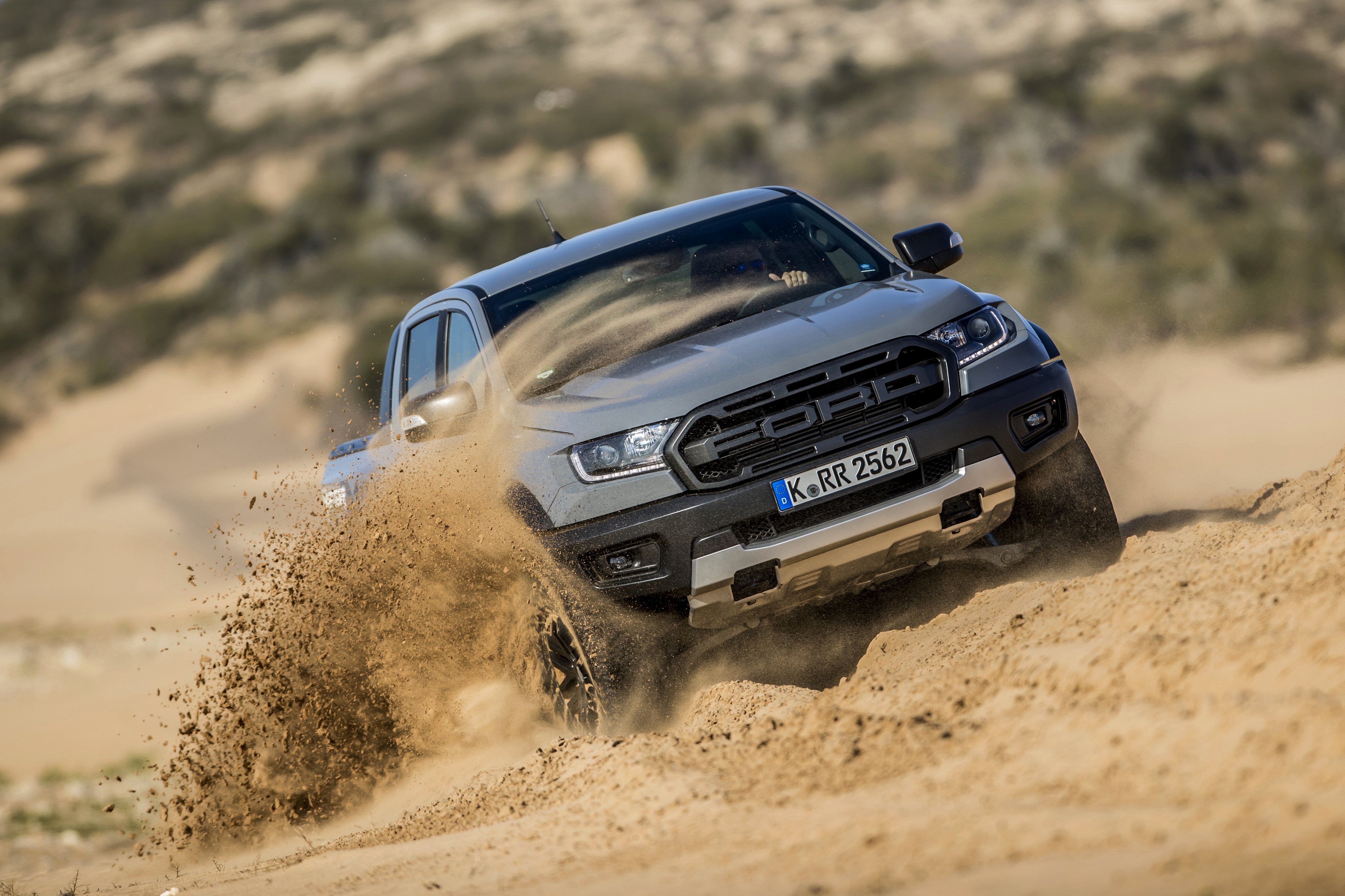 Free download wallpaper Sand, Ford, Car, Ford Raptor, Vehicles, Silver Car on your PC desktop