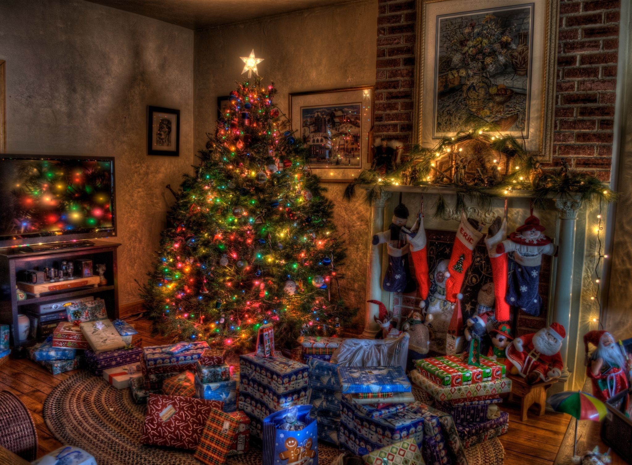 PCデスクトップにクリスマス, 贈り物, クリスマスツリー, クリスマスオーナメント, ホリデー, クリスマスのあかり画像を無料でダウンロード
