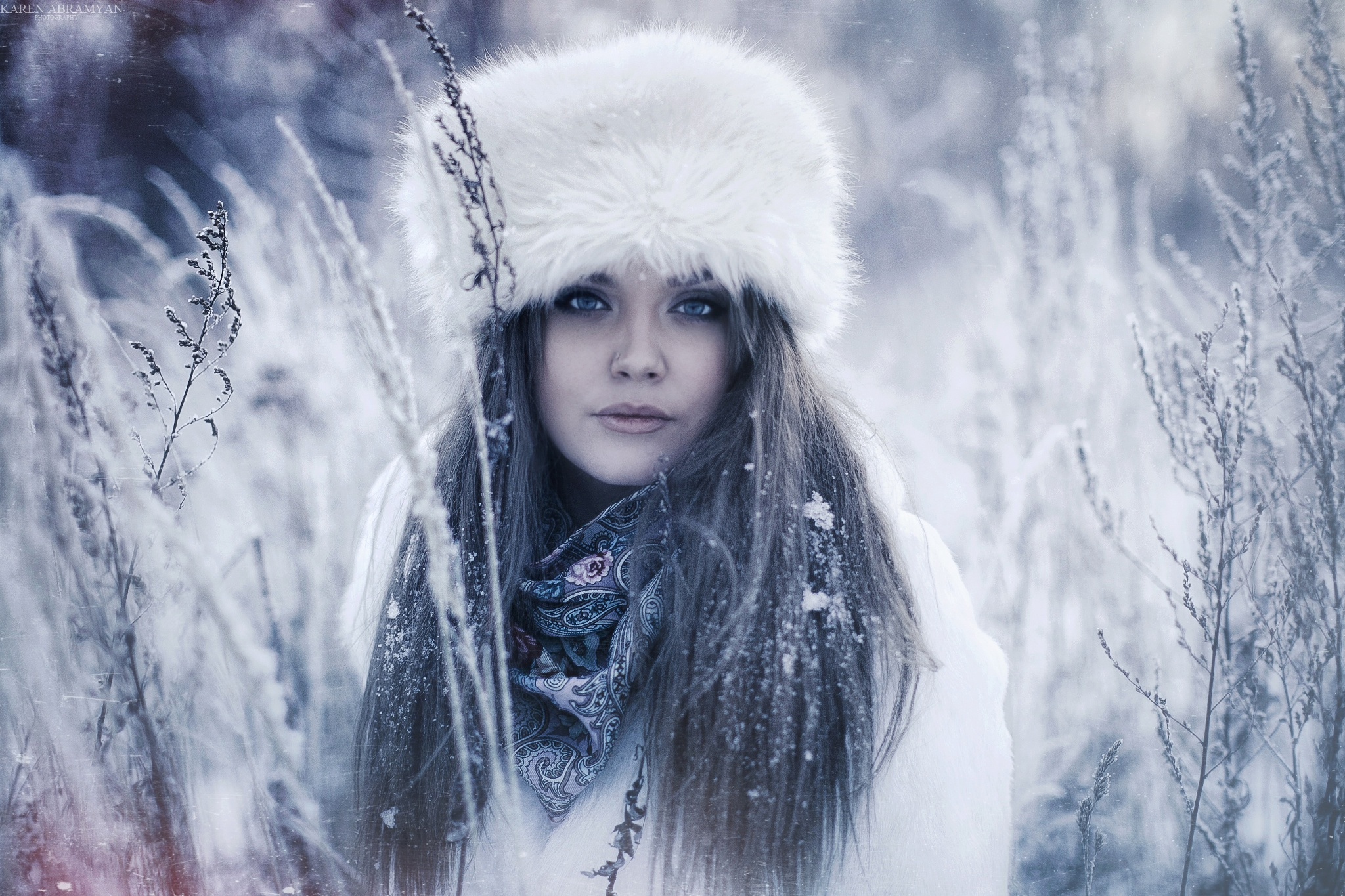 Download mobile wallpaper Winter, Hat, Brunette, Model, Women, Blue Eyes, Outdoor for free.
