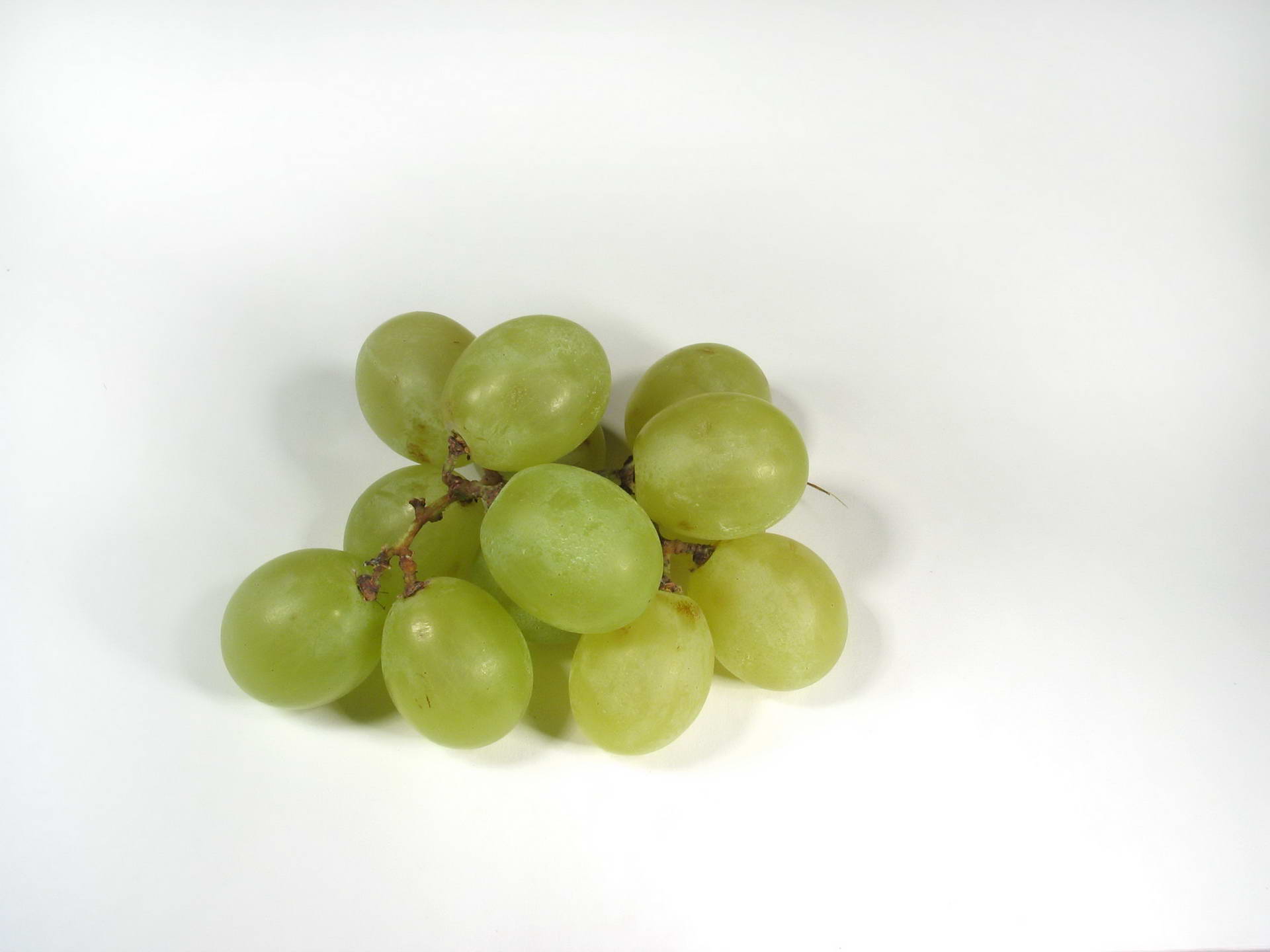 Download mobile wallpaper Grapes, Fruits, Food for free.