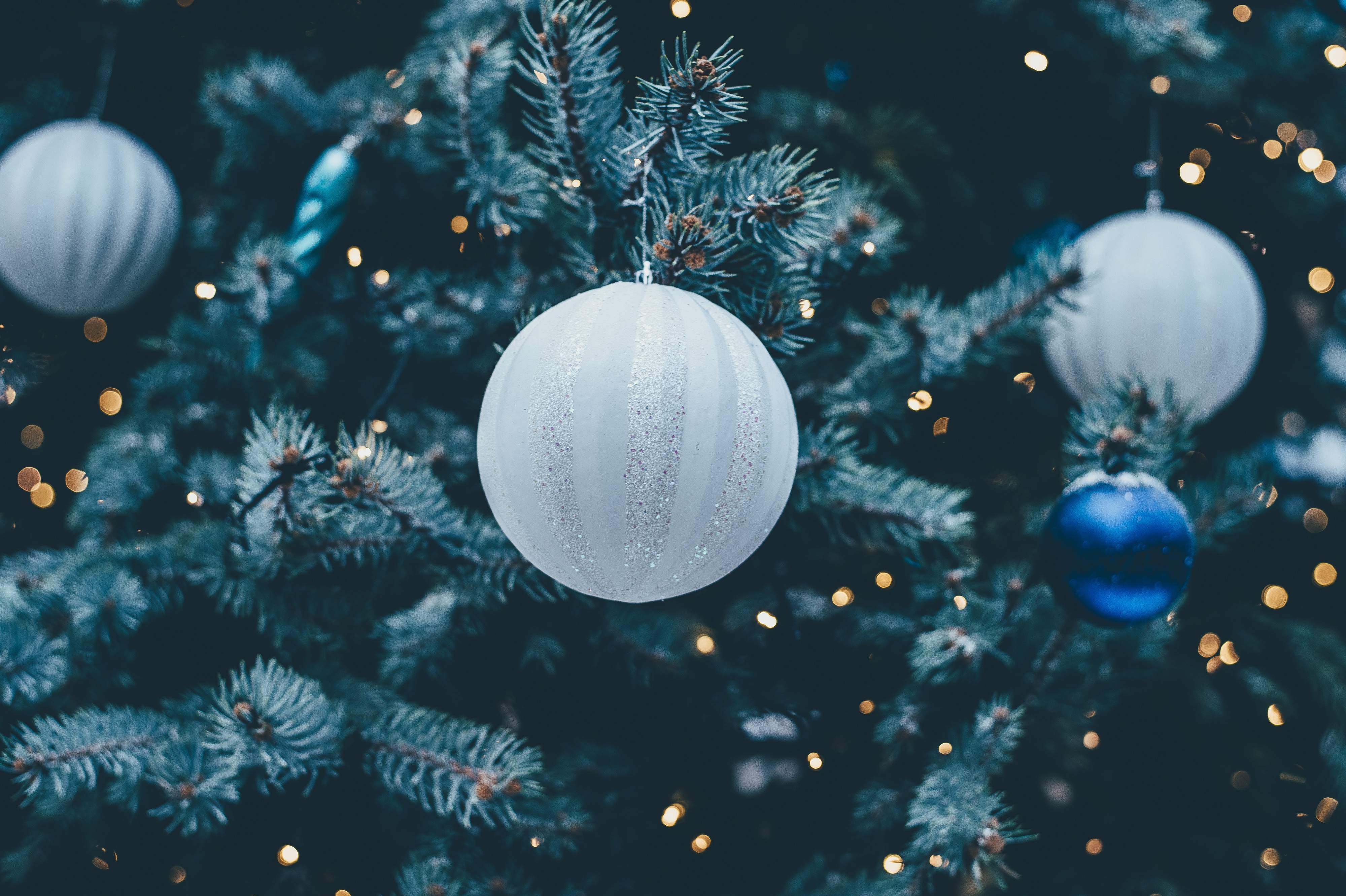 125236 descargar imagen decoración, vacaciones, juguete del árbol de navidad, árbol de navidad de juego, bola navideña, baile de año nuevo: fondos de pantalla y protectores de pantalla gratis