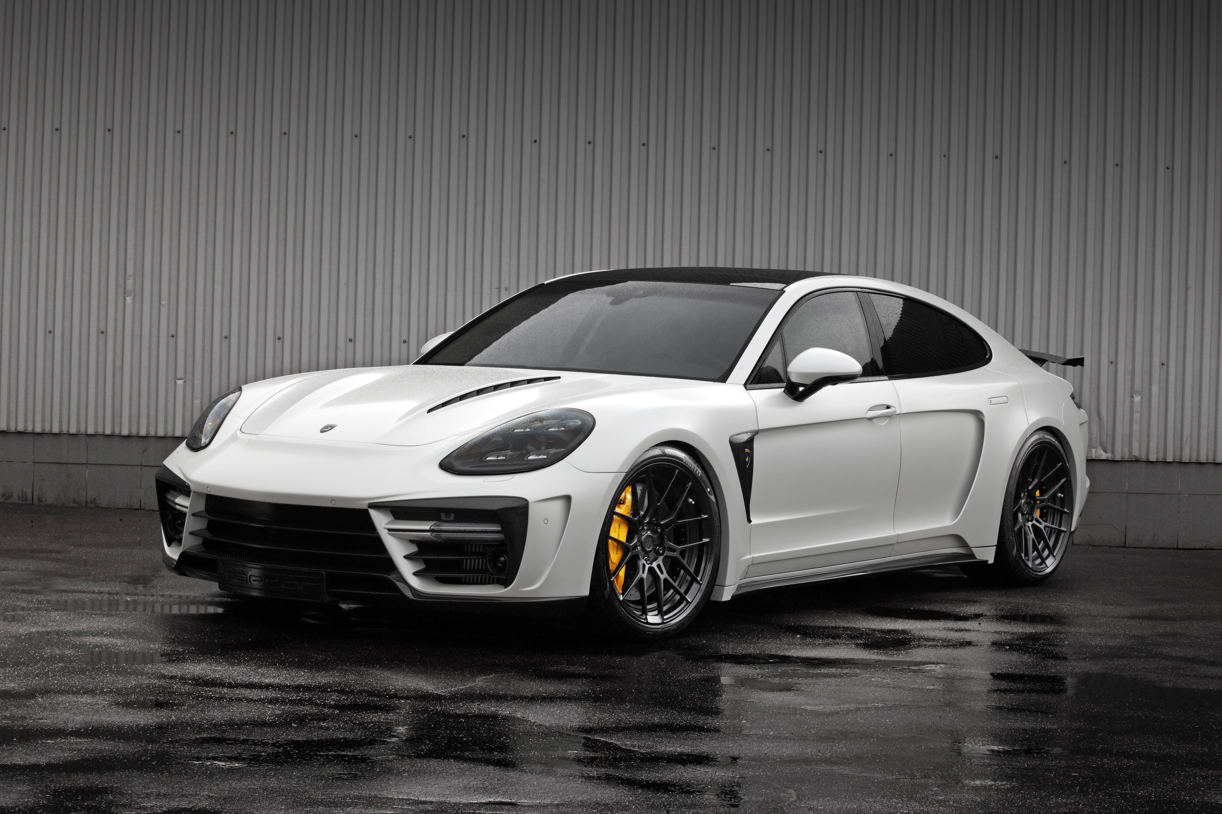 Los mejores fondos de pantalla de Porsche Panamera para la pantalla del teléfono