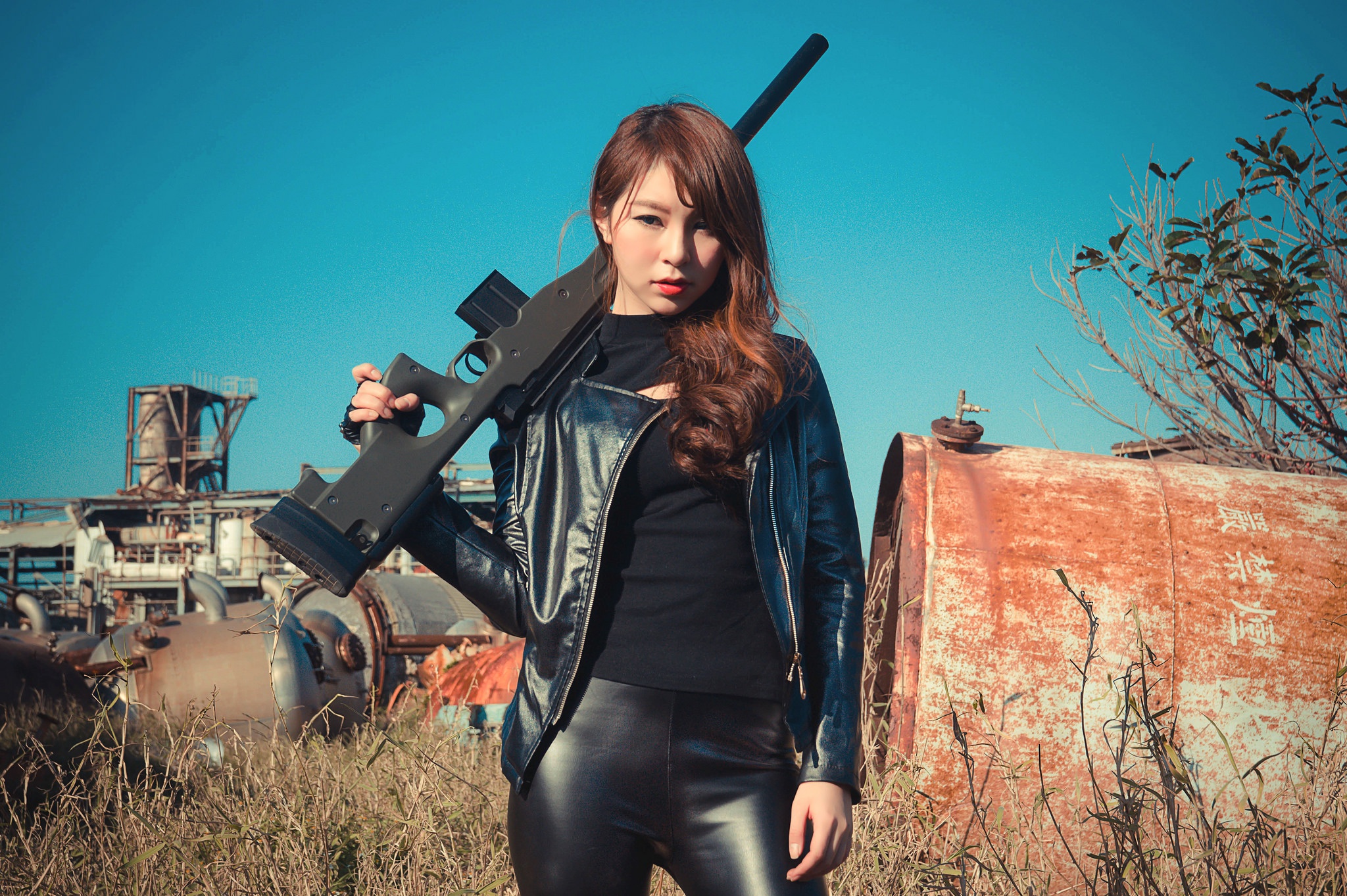 Download mobile wallpaper Weapon, Brunette, Model, Women, Asian, Rifle, Girls & Guns for free.