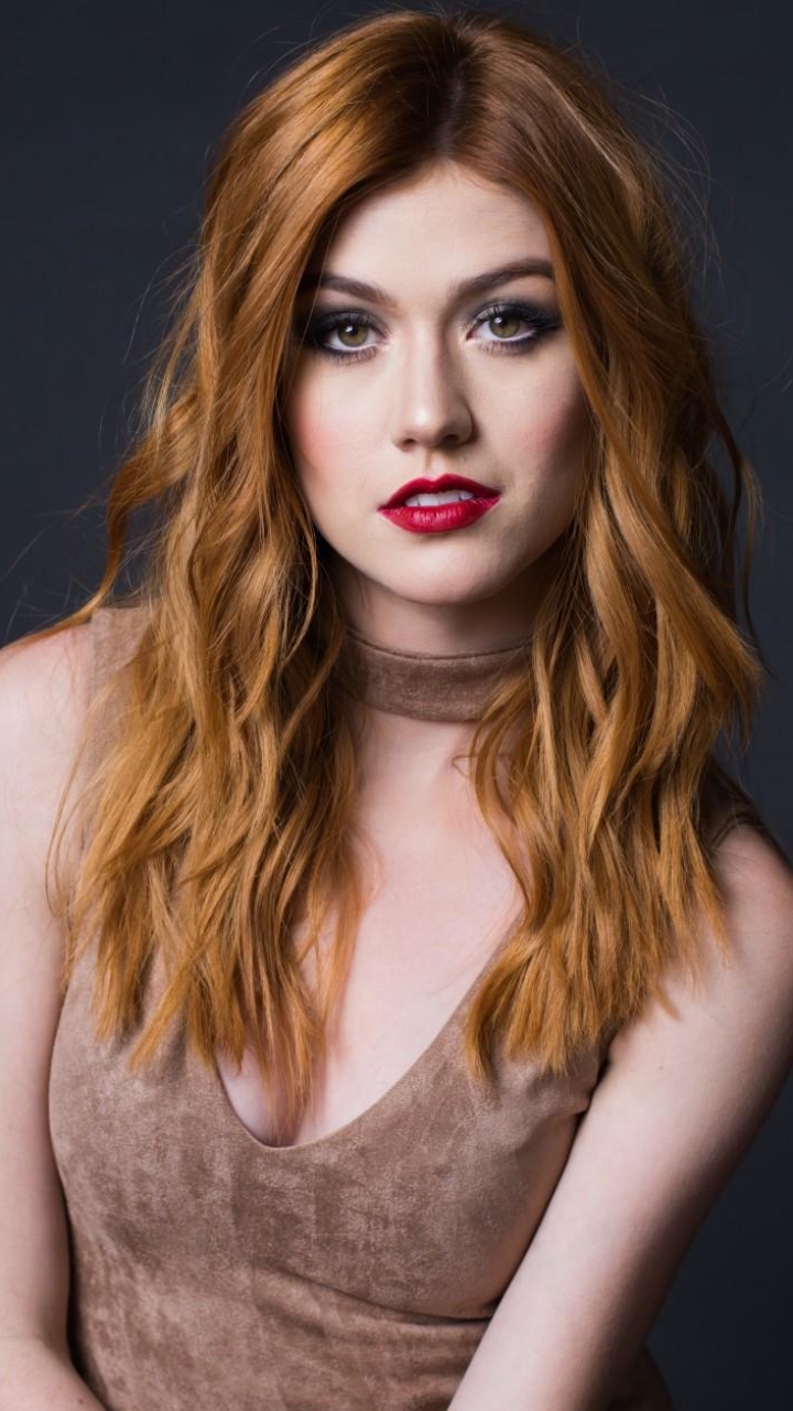 Baixar papel de parede para celular de Ruiva, Celebridade, Atriz, Katherine Mcnamara gratuito.