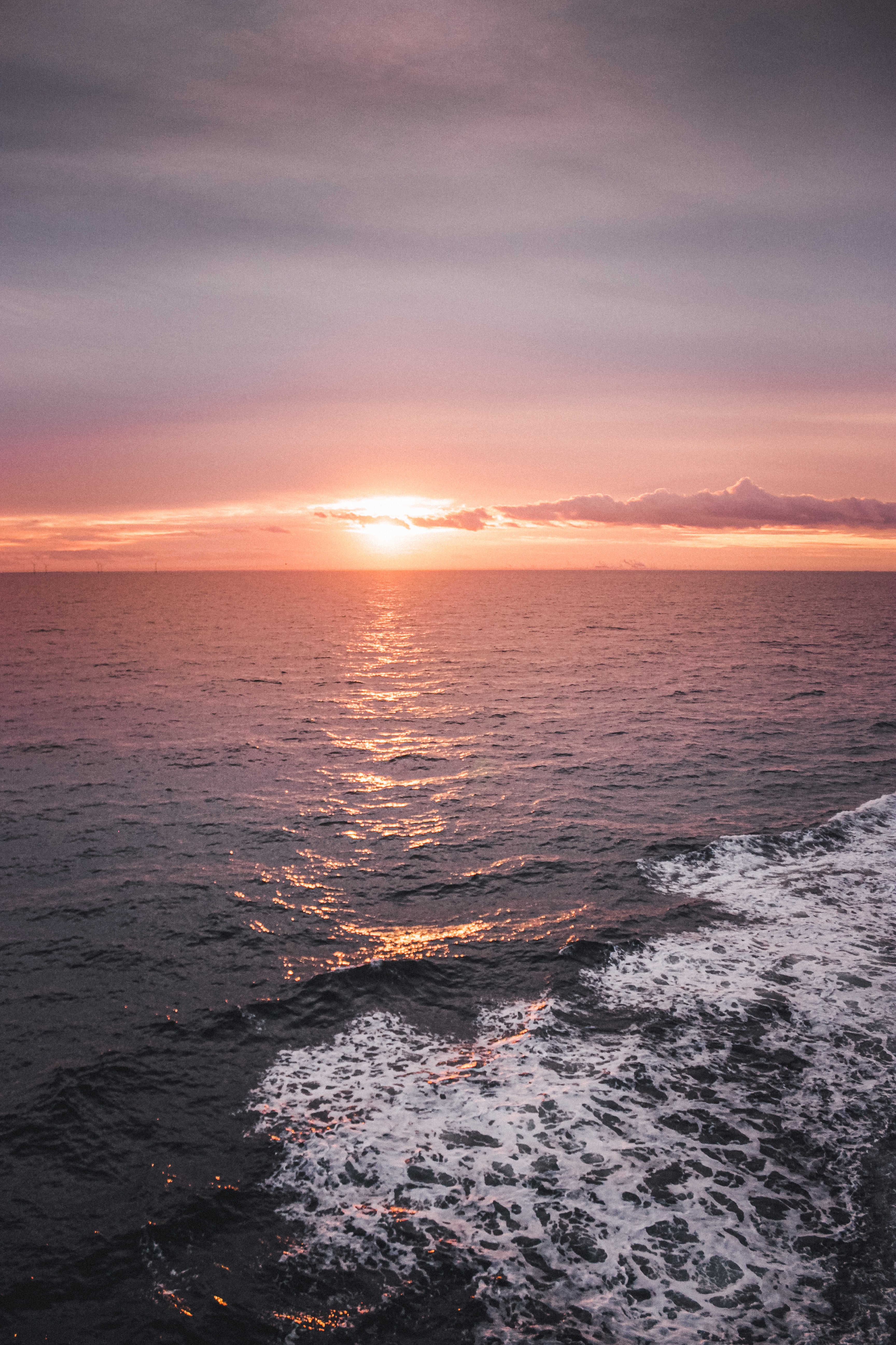 Handy-Wallpaper Sun, Horizont, Abend, Natur, Sunset, Sea kostenlos herunterladen.