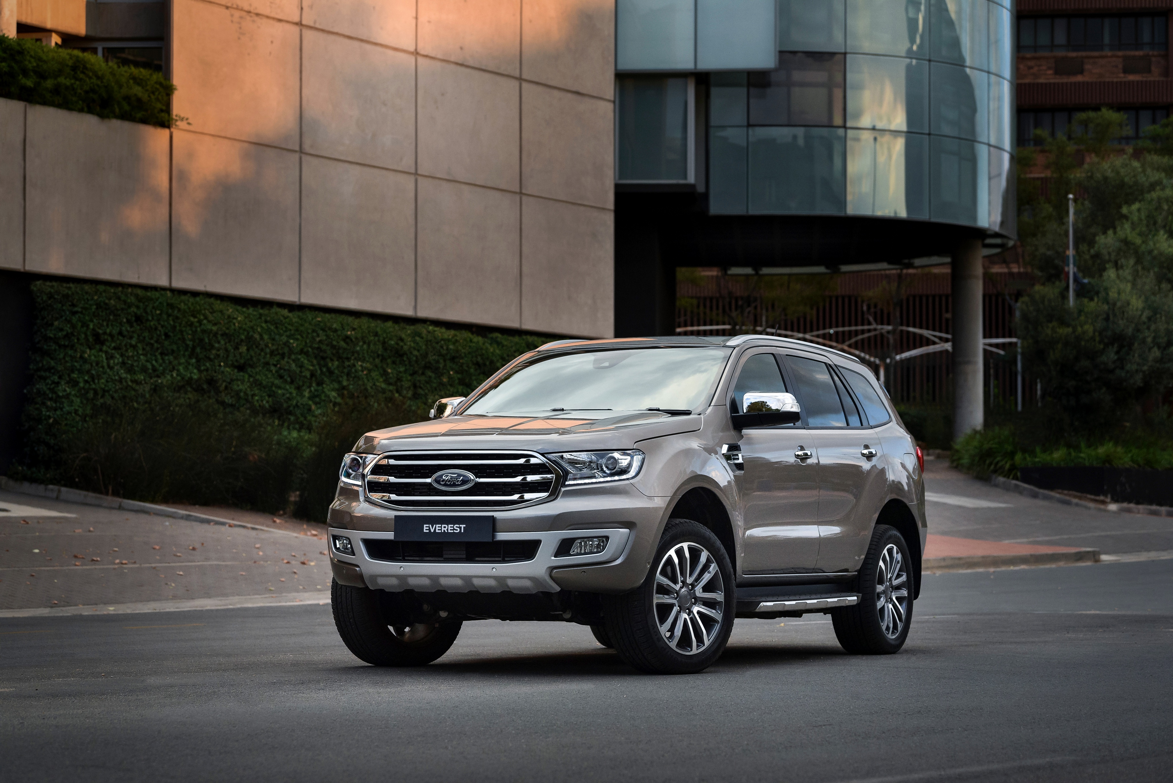 Download mobile wallpaper Ford, Car, Suv, Vehicles, Silver Car, Ford Everest for free.