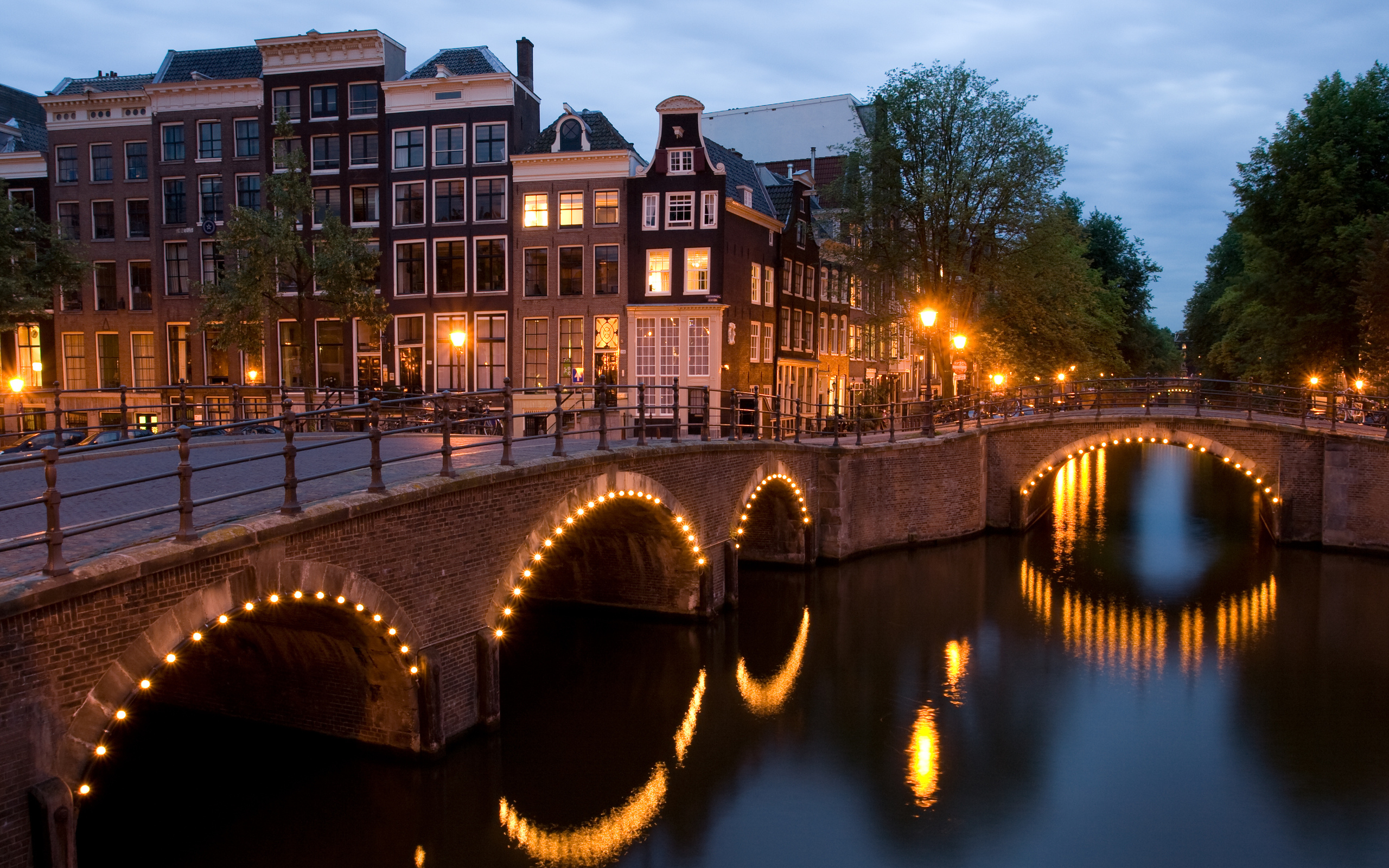 Скачать картинку Амстердам, Нидерланды, Мост, Мосты, Сделано Человеком в телефон бесплатно.