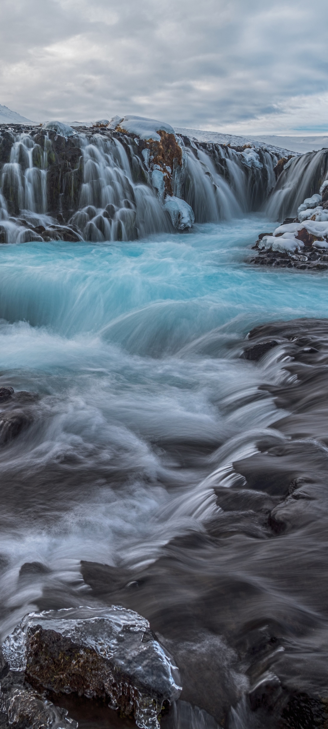 1181875 Bildschirmschoner und Hintergrundbilder Bruarfoss Wasserfall auf Ihrem Telefon. Laden Sie  Bilder kostenlos herunter