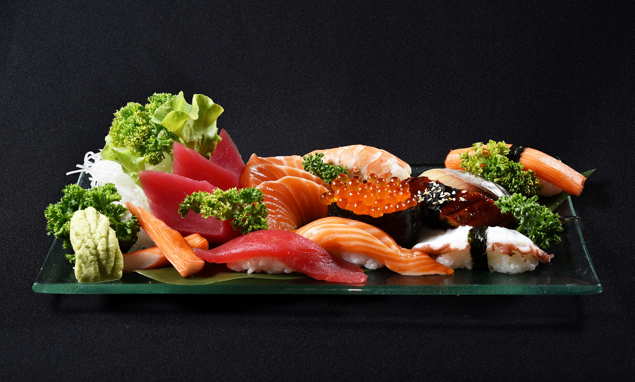 Laden Sie das Sushi, Fisch, Meeresfrüchte, Nahrungsmittel-Bild kostenlos auf Ihren PC-Desktop herunter