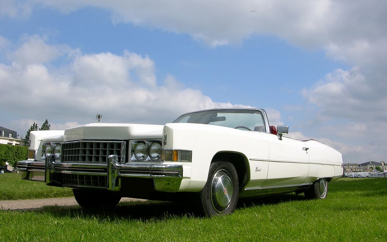 Free download wallpaper Cadillac, Vehicles on your PC desktop