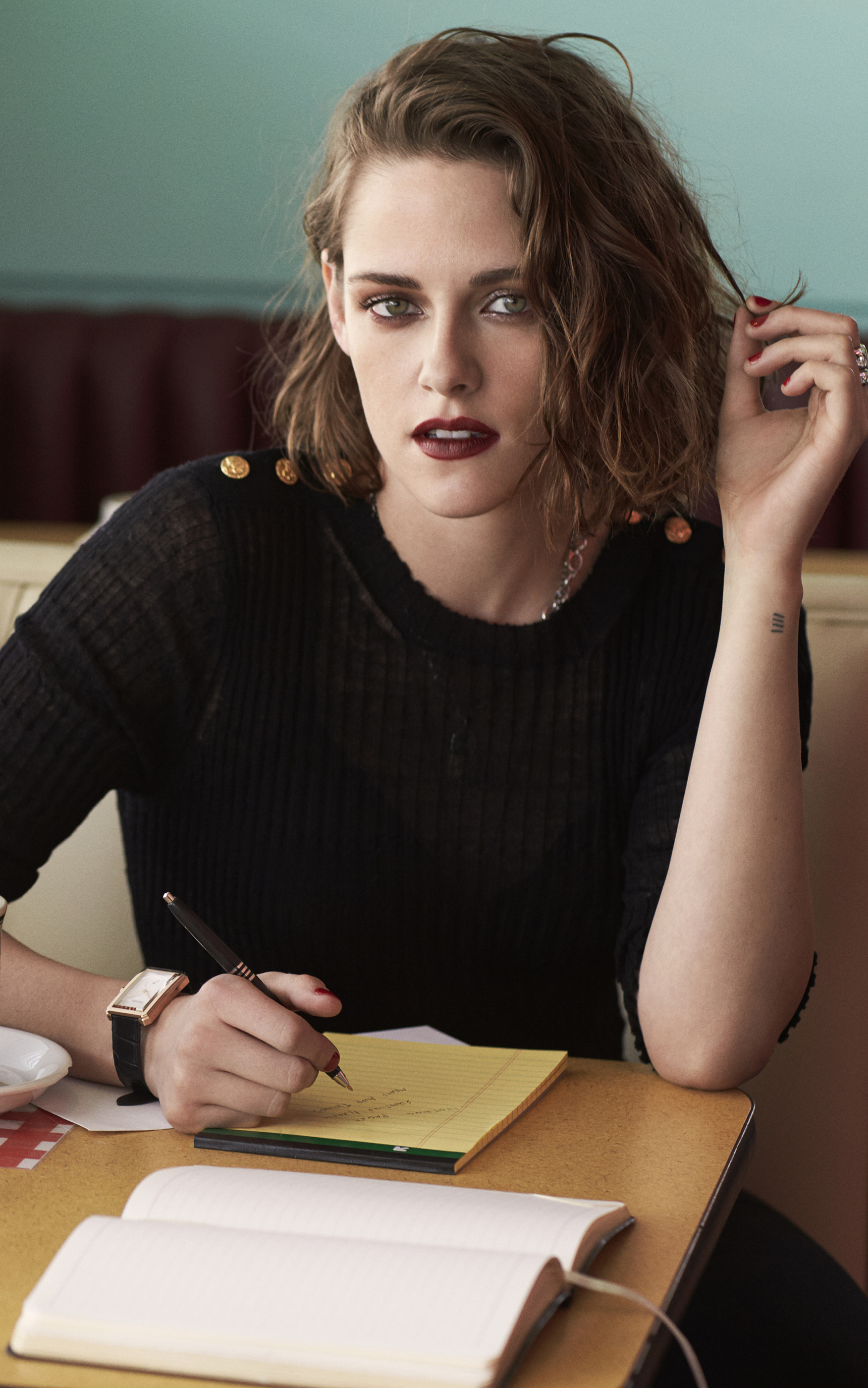 Handy-Wallpaper Kristen Stewart, Berühmtheiten kostenlos herunterladen.