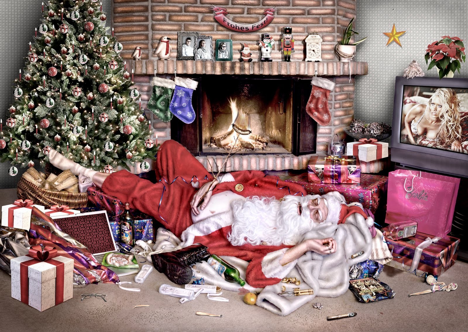 PCデスクトップにクリスマス, 贈り物, クリスマスツリー, 暖炉, サンタ, クリスマスオーナメント, ホリデー画像を無料でダウンロード