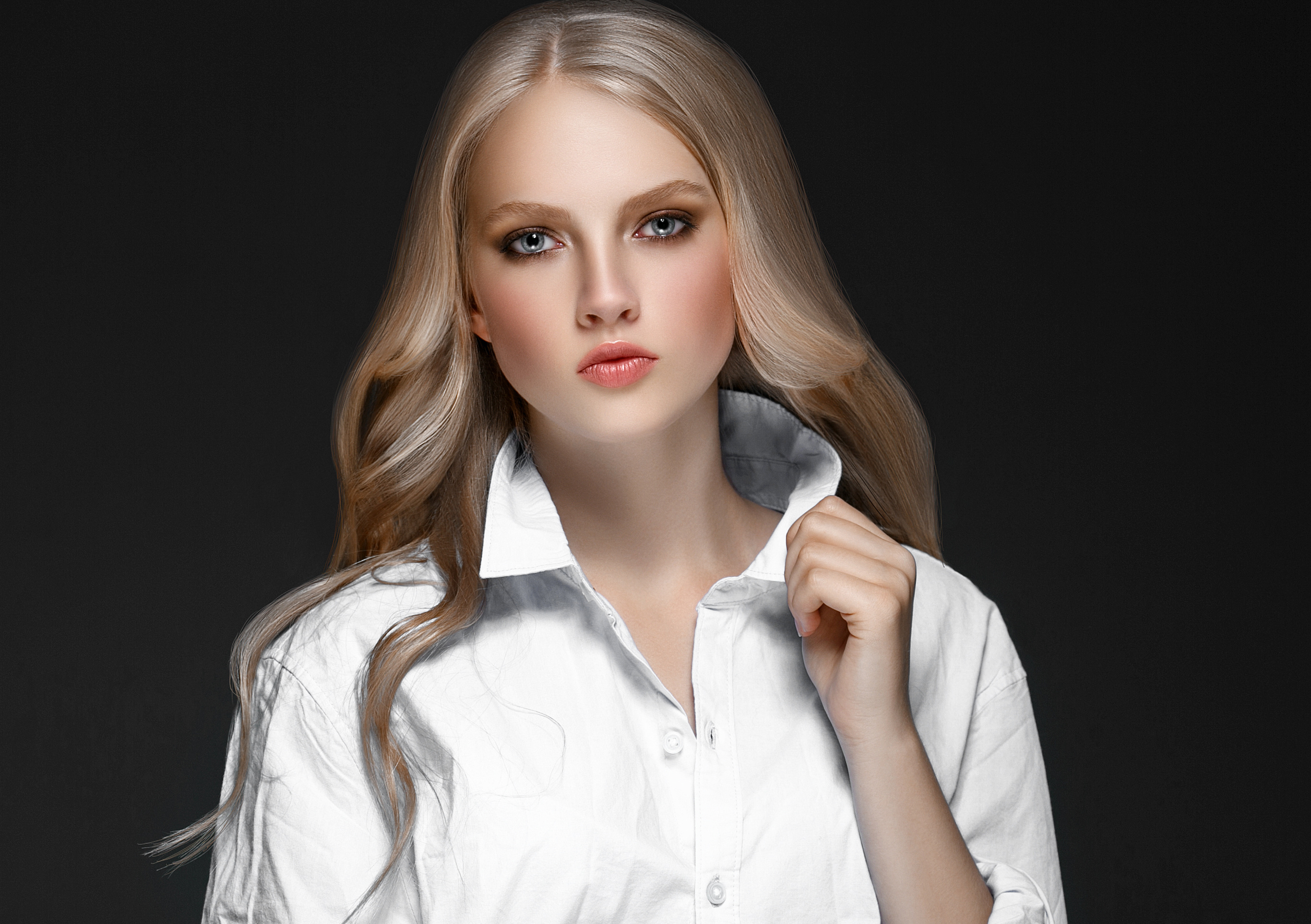Free download wallpaper Blonde, Model, Women, Blue Eyes, Long Hair on your PC desktop