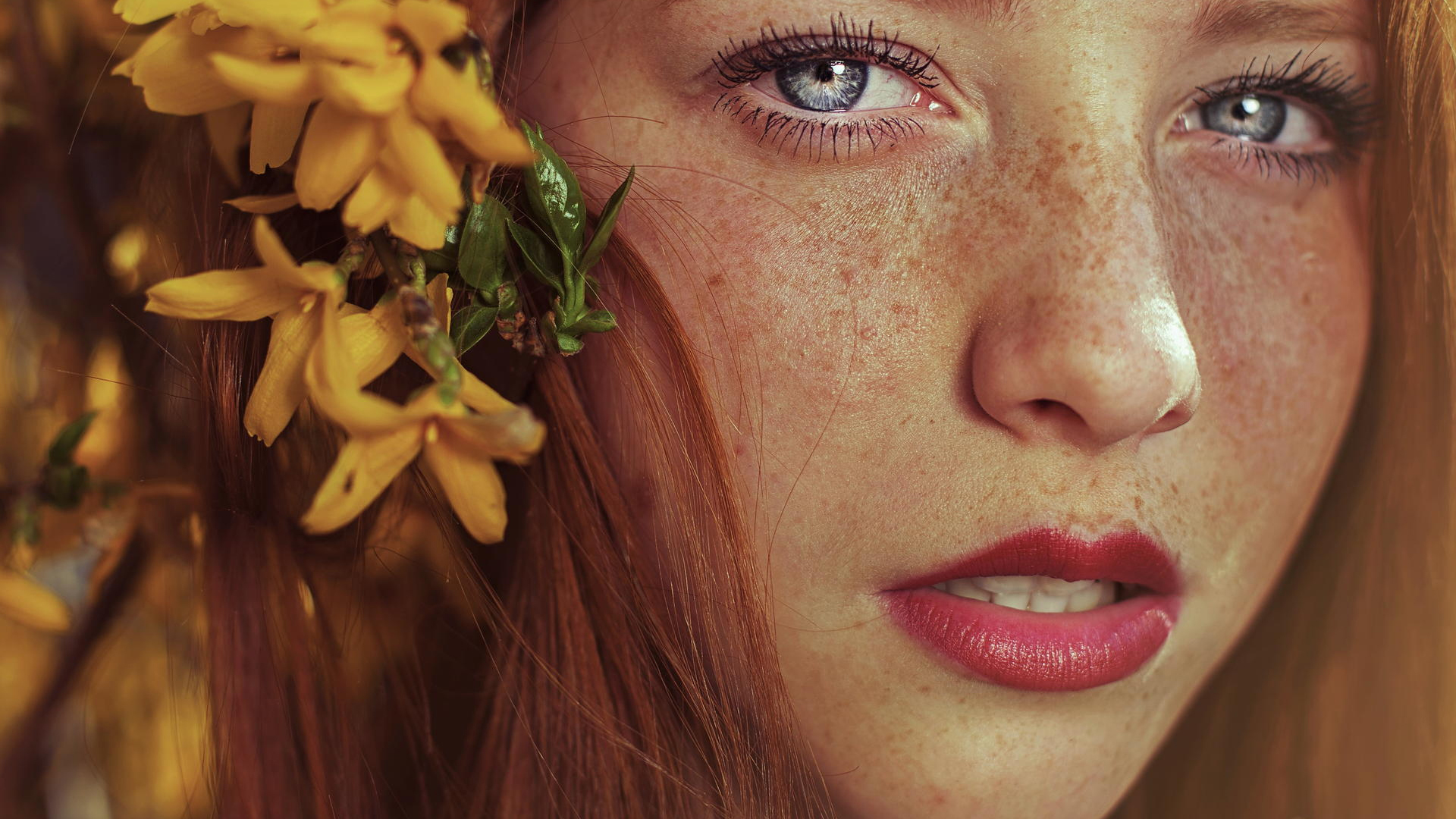 Download mobile wallpaper Close Up, Redhead, Face, Model, Women, Freckles for free.